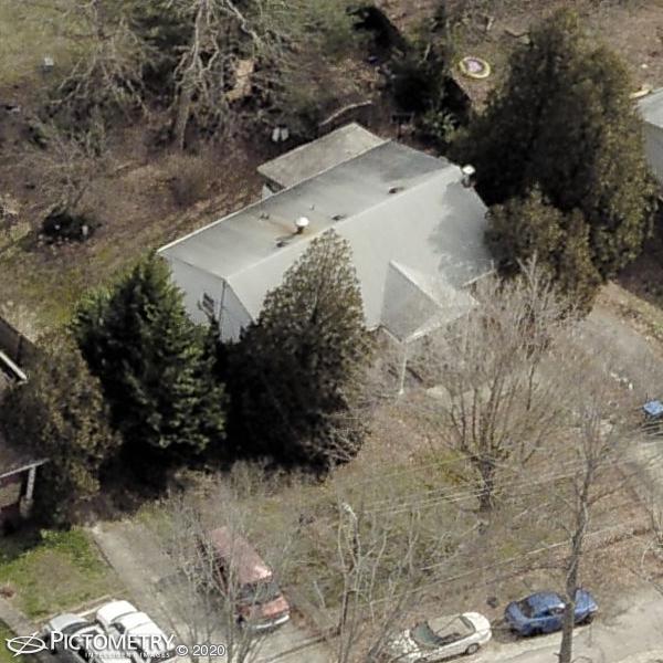 A picture of the property located at 7 WHITE PINE CIR, ARDEN NC 28704.