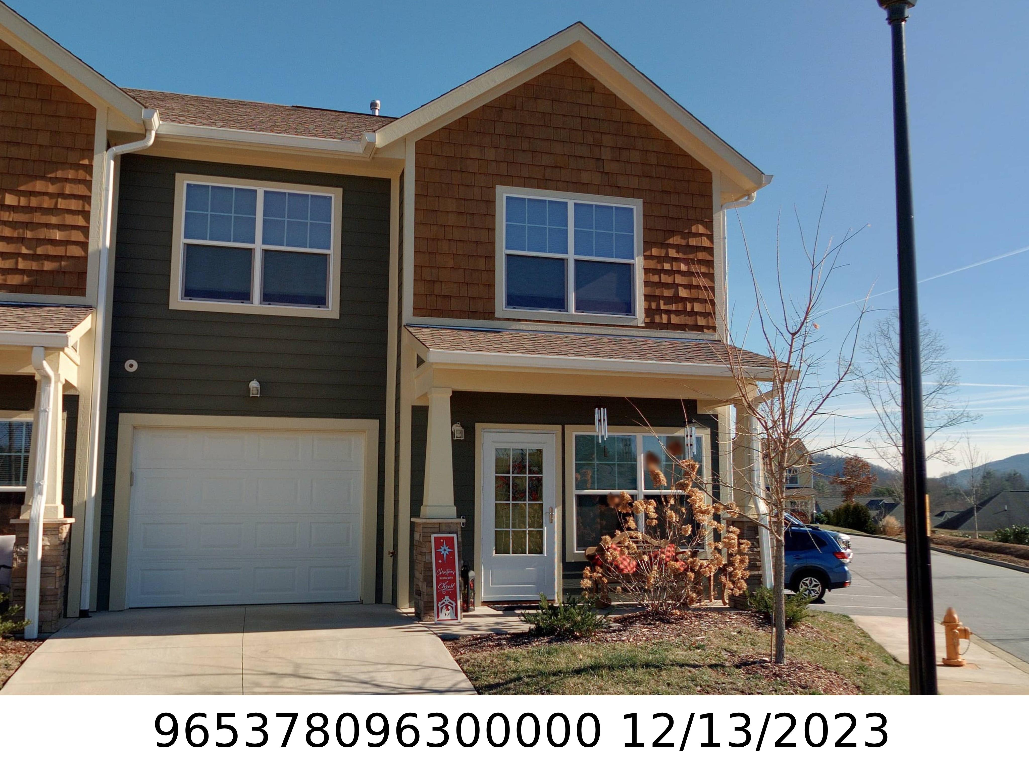 A picture of the property located at 1201 PAULINE TRAIL DR, ARDEN NC 28704.