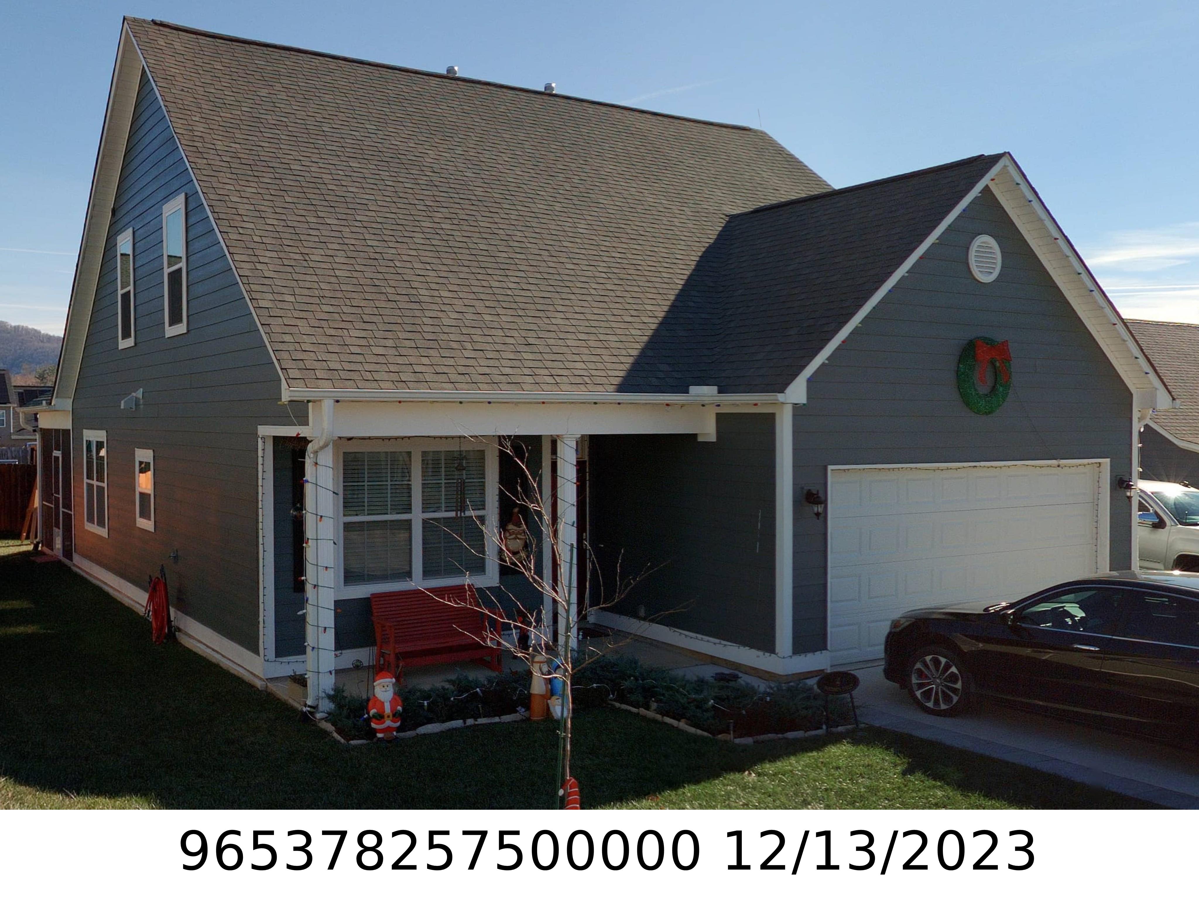 A picture of the property located at 4 MONTAUGUE ST, ARDEN NC 28704.
