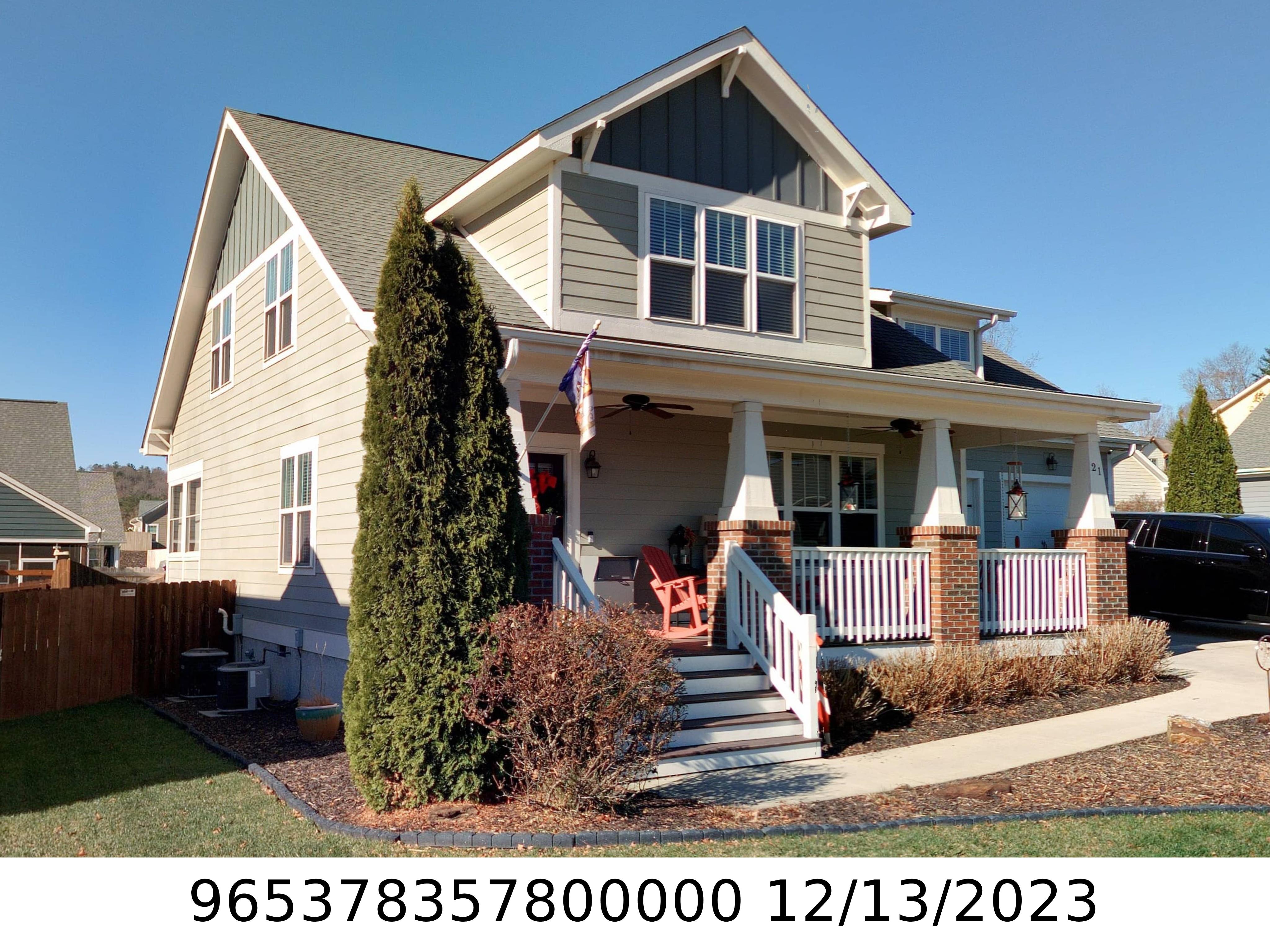A picture of the property located at 21 HYDE PARK PL, ARDEN NC 28704.