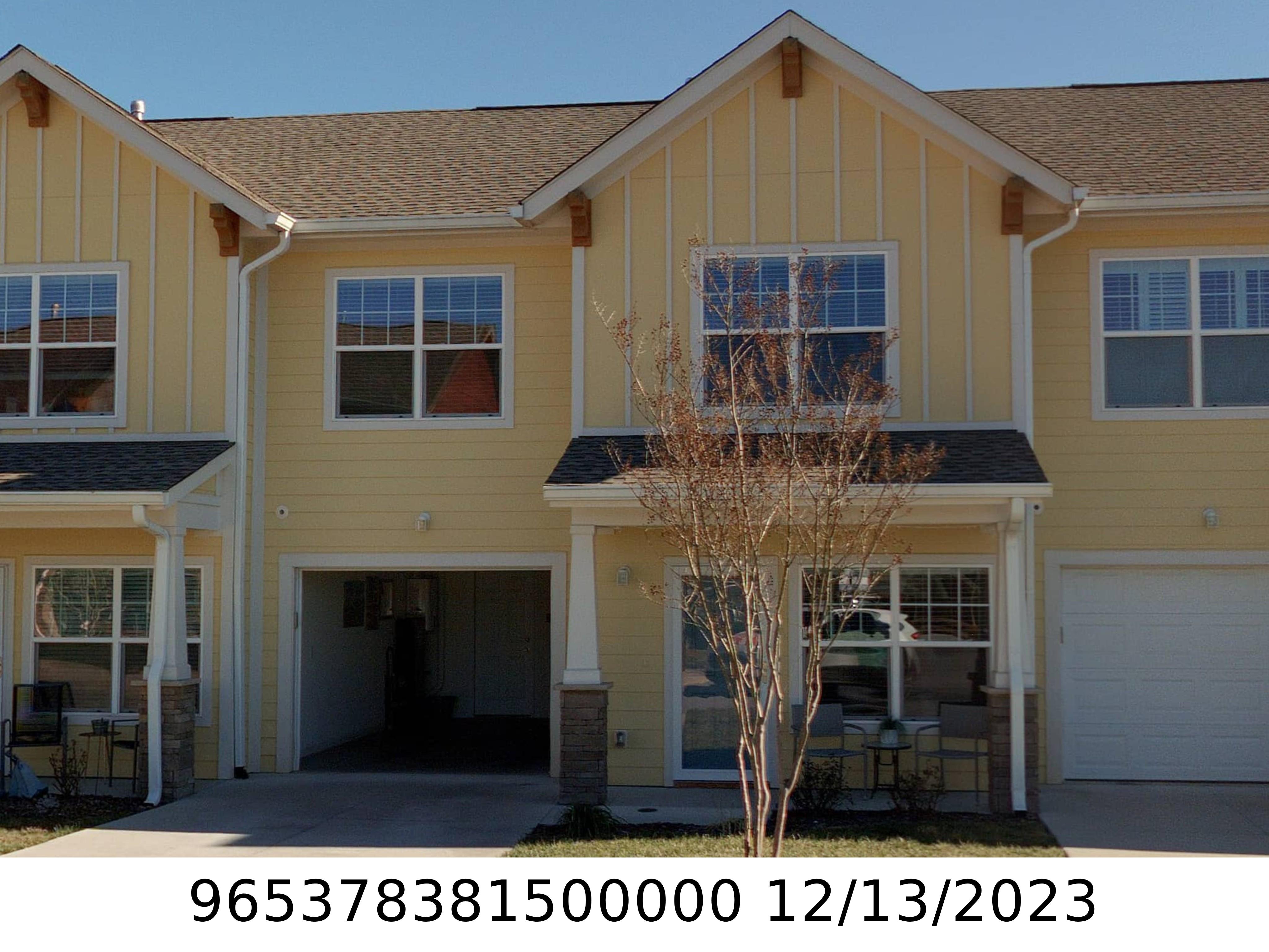 A picture of the property located at 1034 BALDWIN COMMONS DR, ARDEN NC 28704.