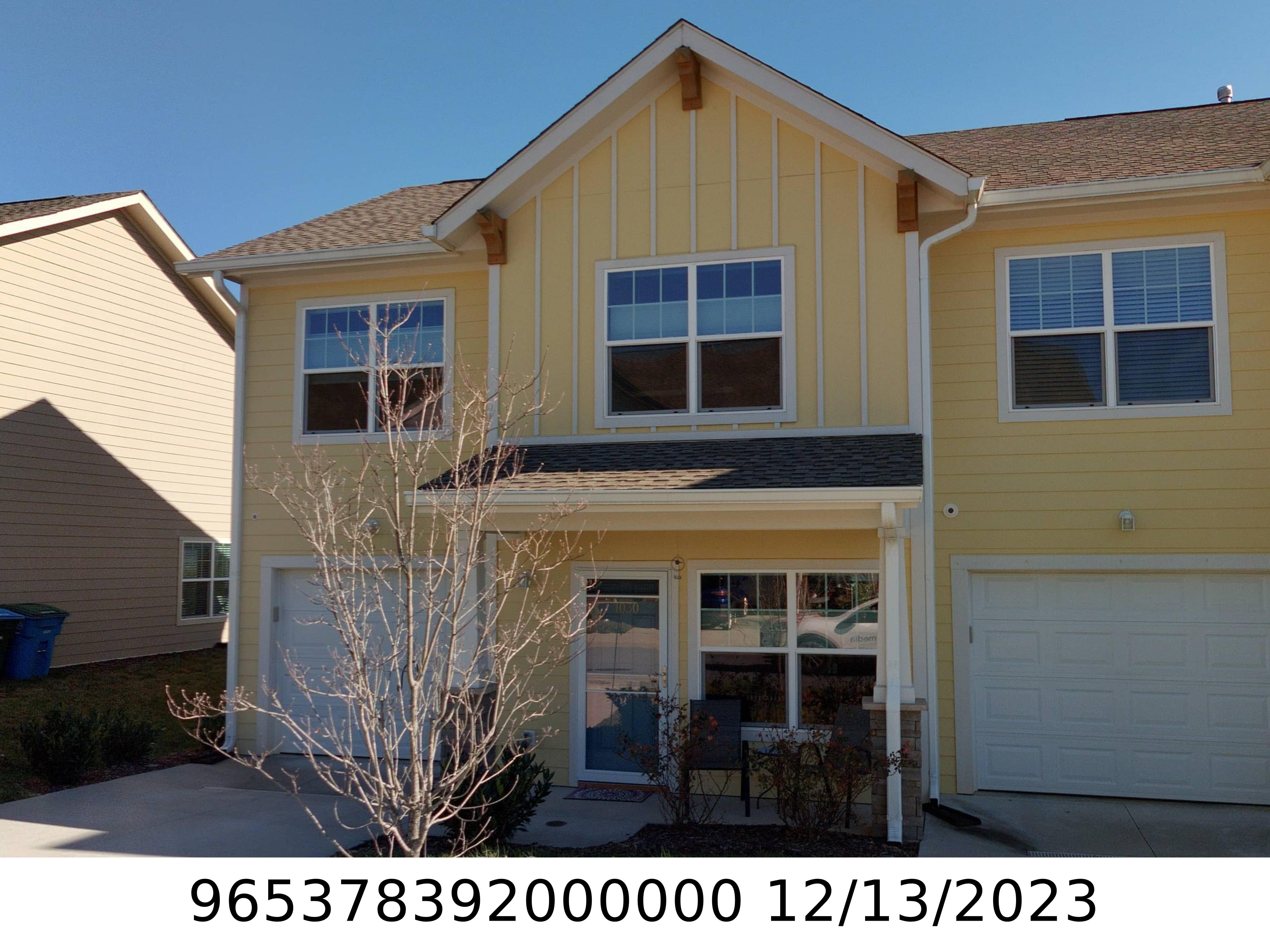 A picture of the property located at 1030 BALDWIN COMMONS DR, ARDEN NC 28704.
