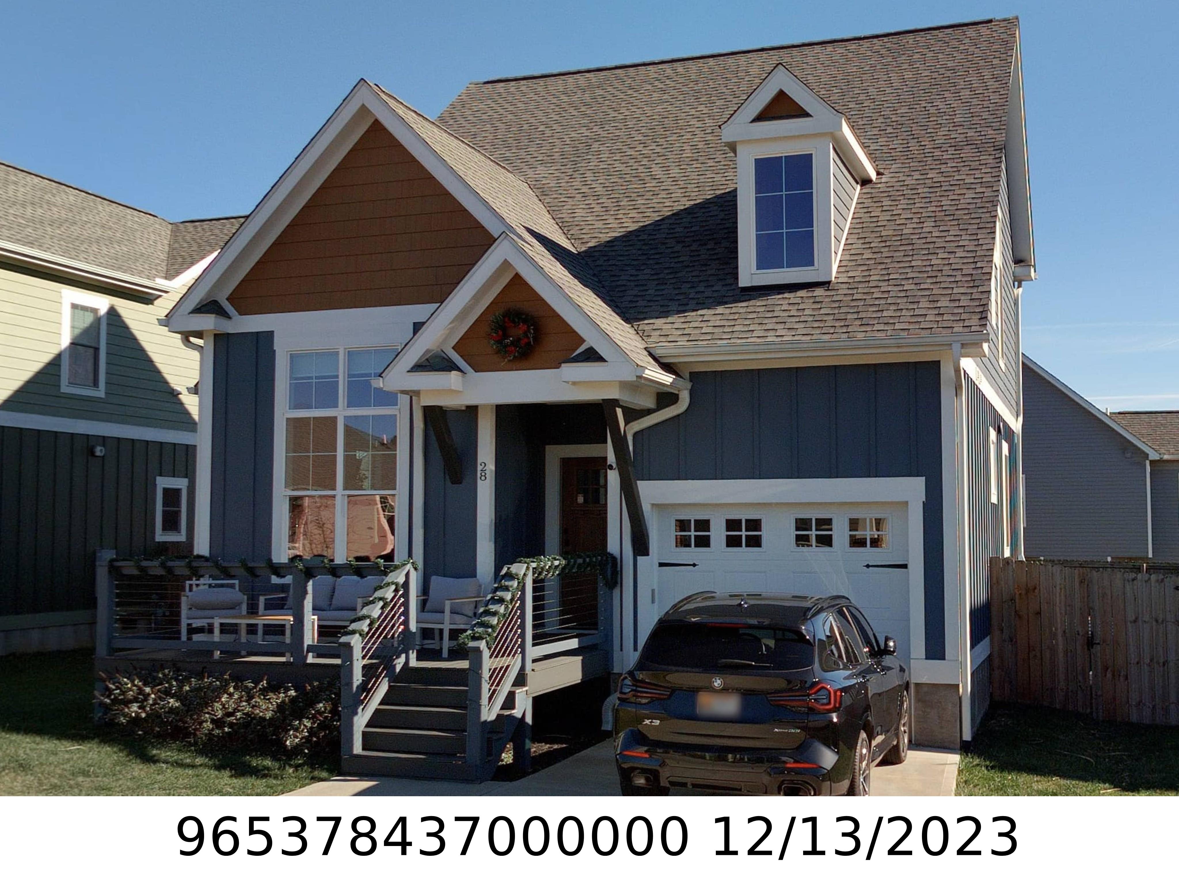 A picture of the property located at 28 HYDE PARK PL, ARDEN NC 28704.