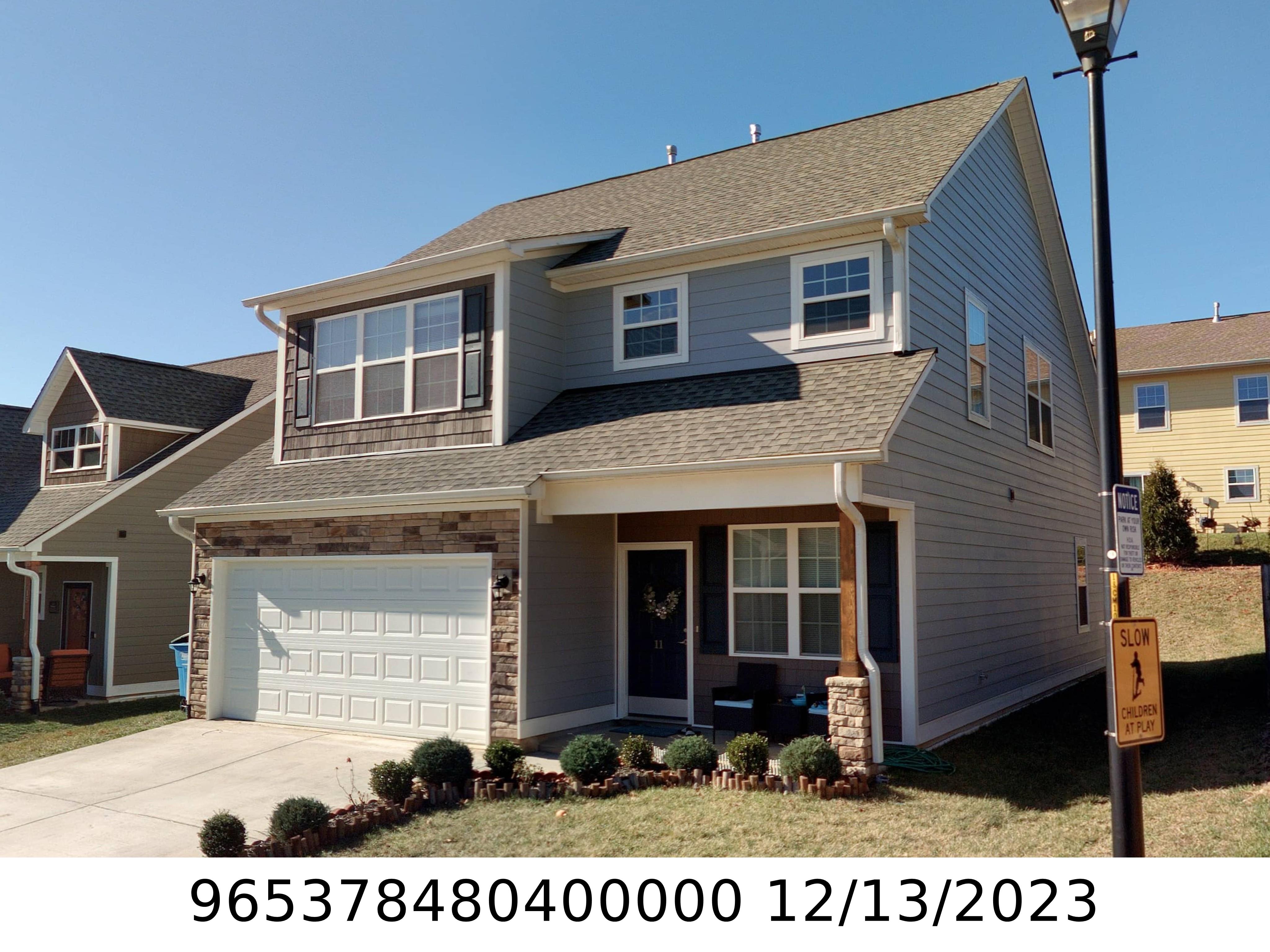 A picture of the property located at 11 HYDE PARK PL, ARDEN NC 28704.