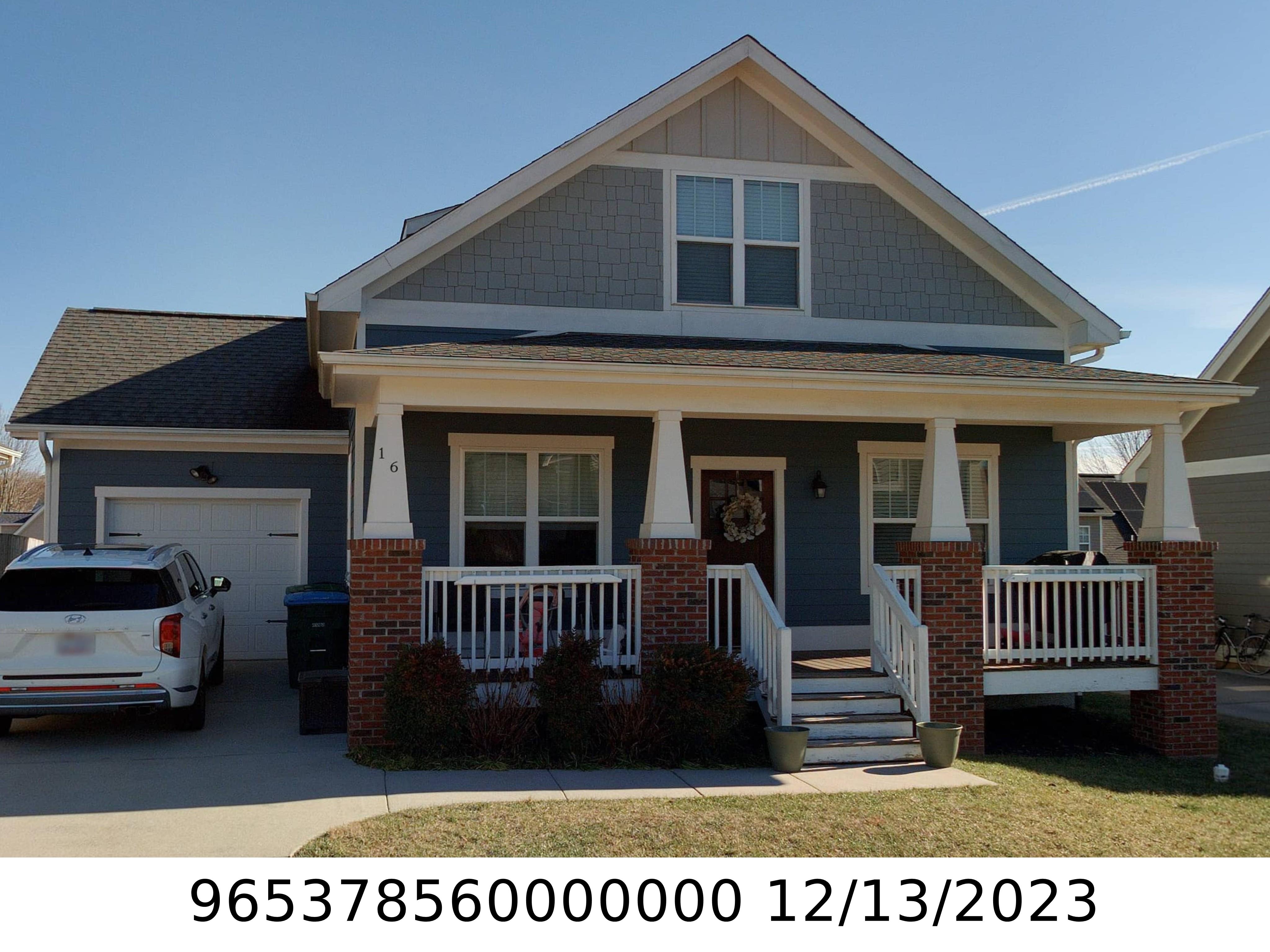 A picture of the property located at 16 HYDE PARK PL, ARDEN NC 28704.