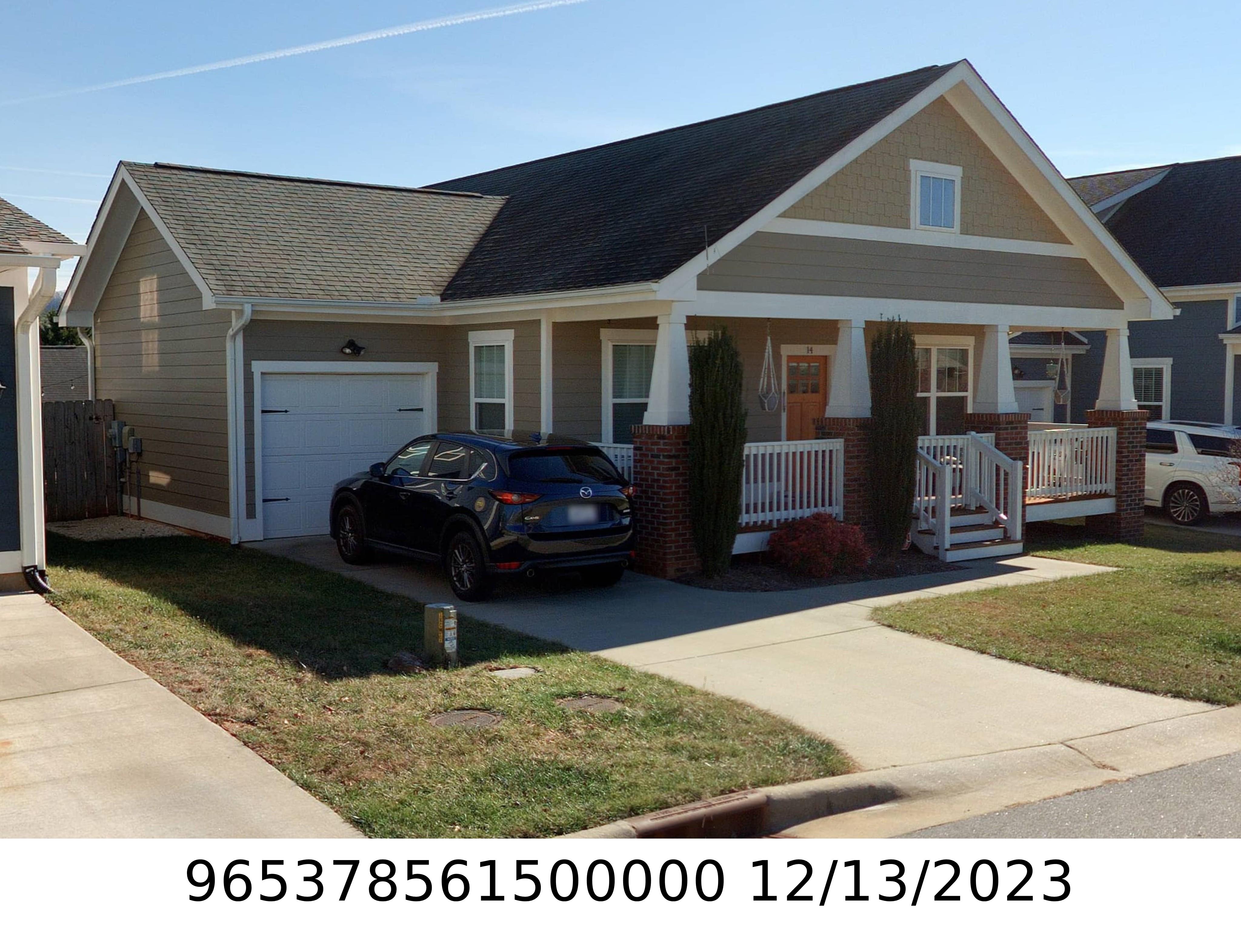 A picture of the property located at 14 HYDE PARK PL, ARDEN NC 28704.