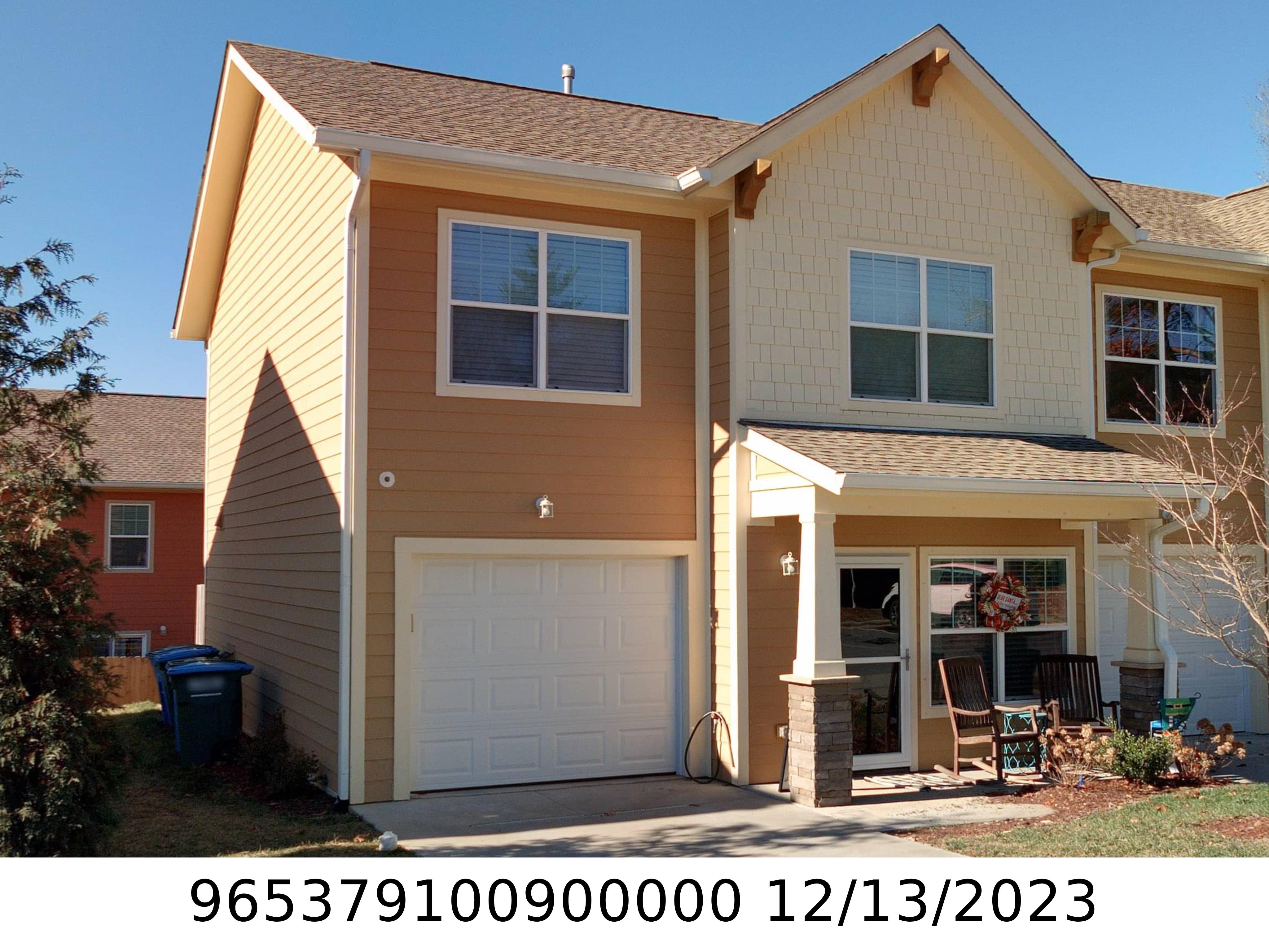 A picture of the property located at 1112 LYNWOOD FOREST RD, ARDEN NC 28704.
