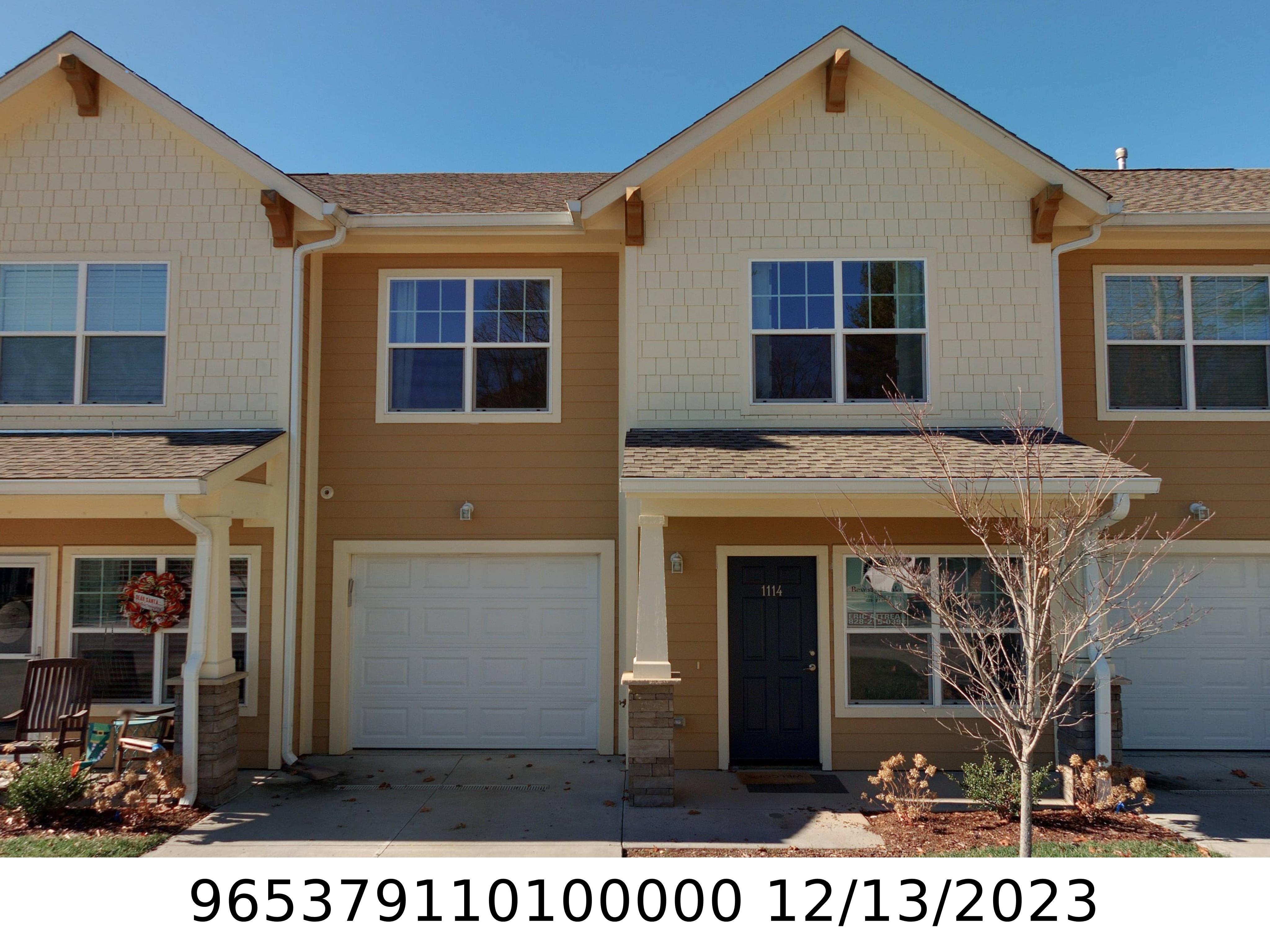 A picture of the property located at 1114 LYNWOOD FOREST RD, ARDEN NC 28704.