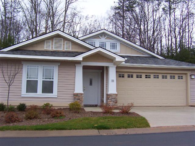 A picture of the property located at 53 SUNVIEW CIR, ARDEN NC 28704.