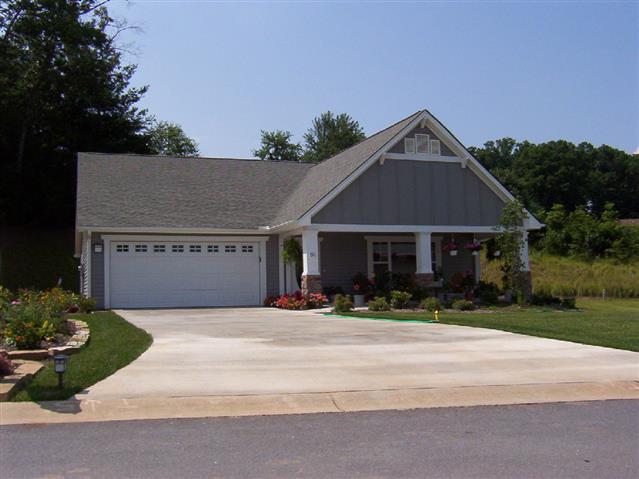 A picture of the property located at 49 SUNVIEW CIR, ARDEN NC 28704.