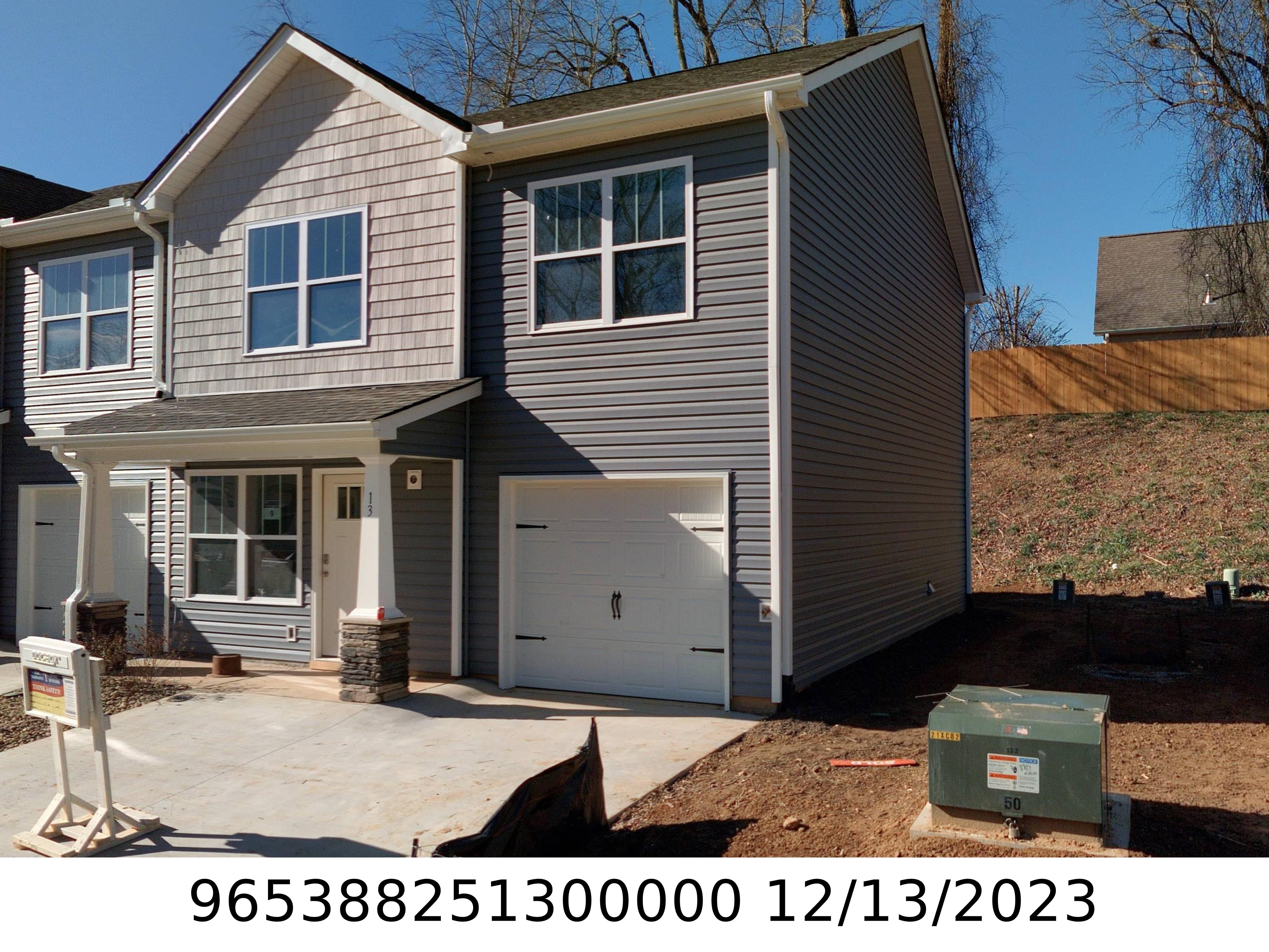 A picture of the property located at 13 VIRGINIA COMMONS DR, ARDEN NC 28704.