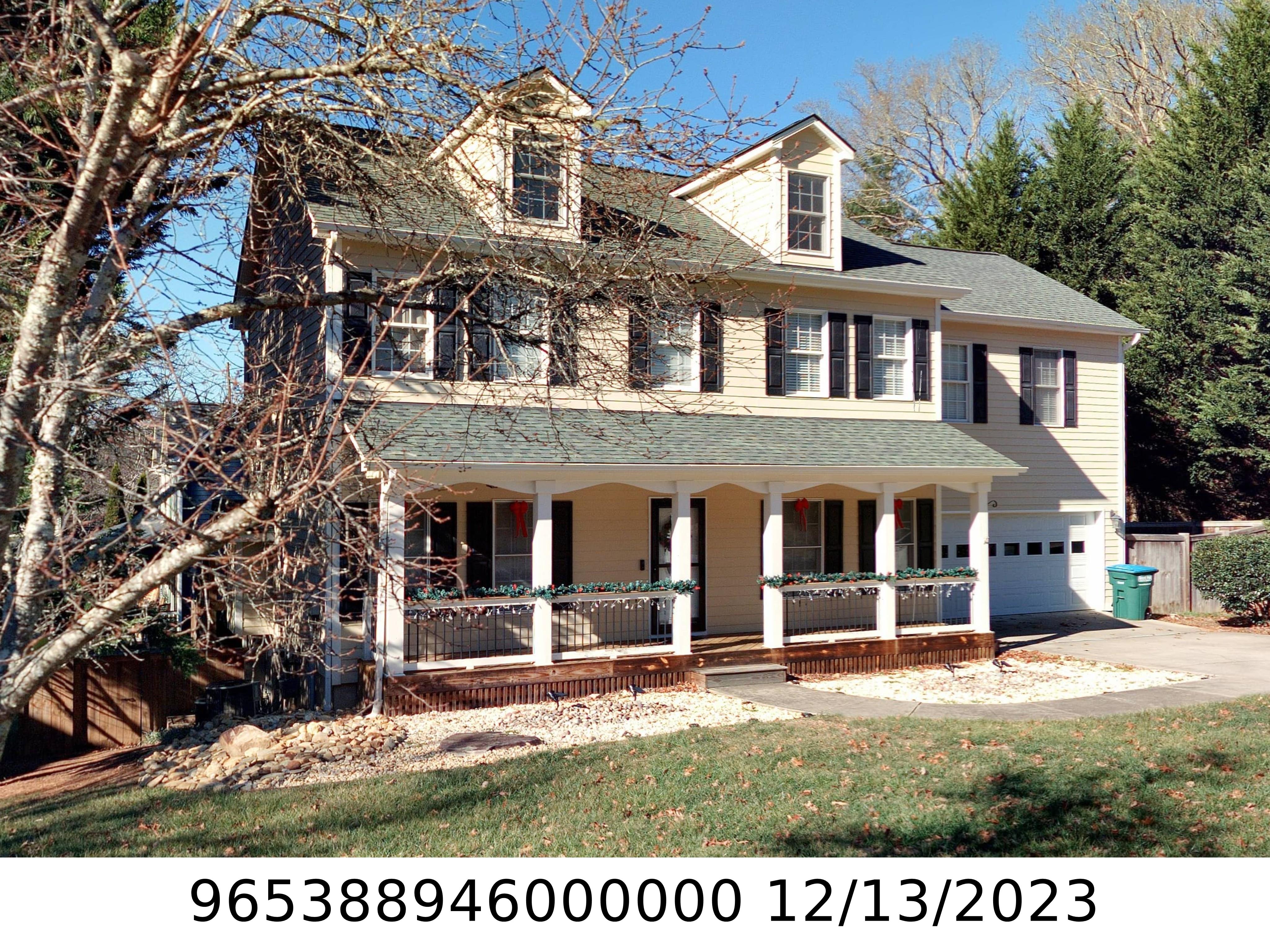 A picture of the property located at 5 AMELIA CT, ARDEN NC 28704.