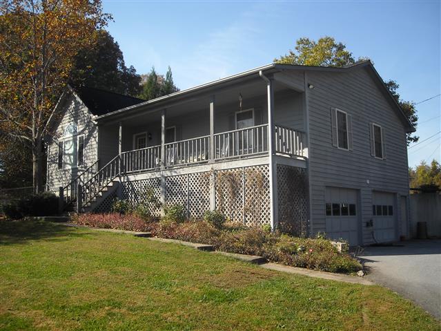 A picture of the property located at 4 SHELDON LN, ARDEN NC 28704.