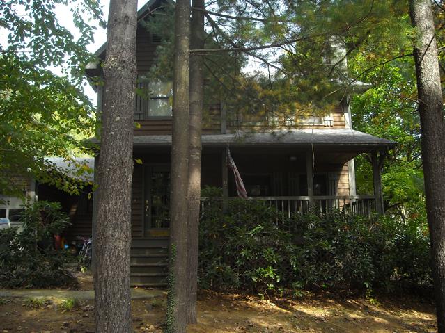A picture of the property located at 25 MEADOWS CIR, ARDEN NC 28704.