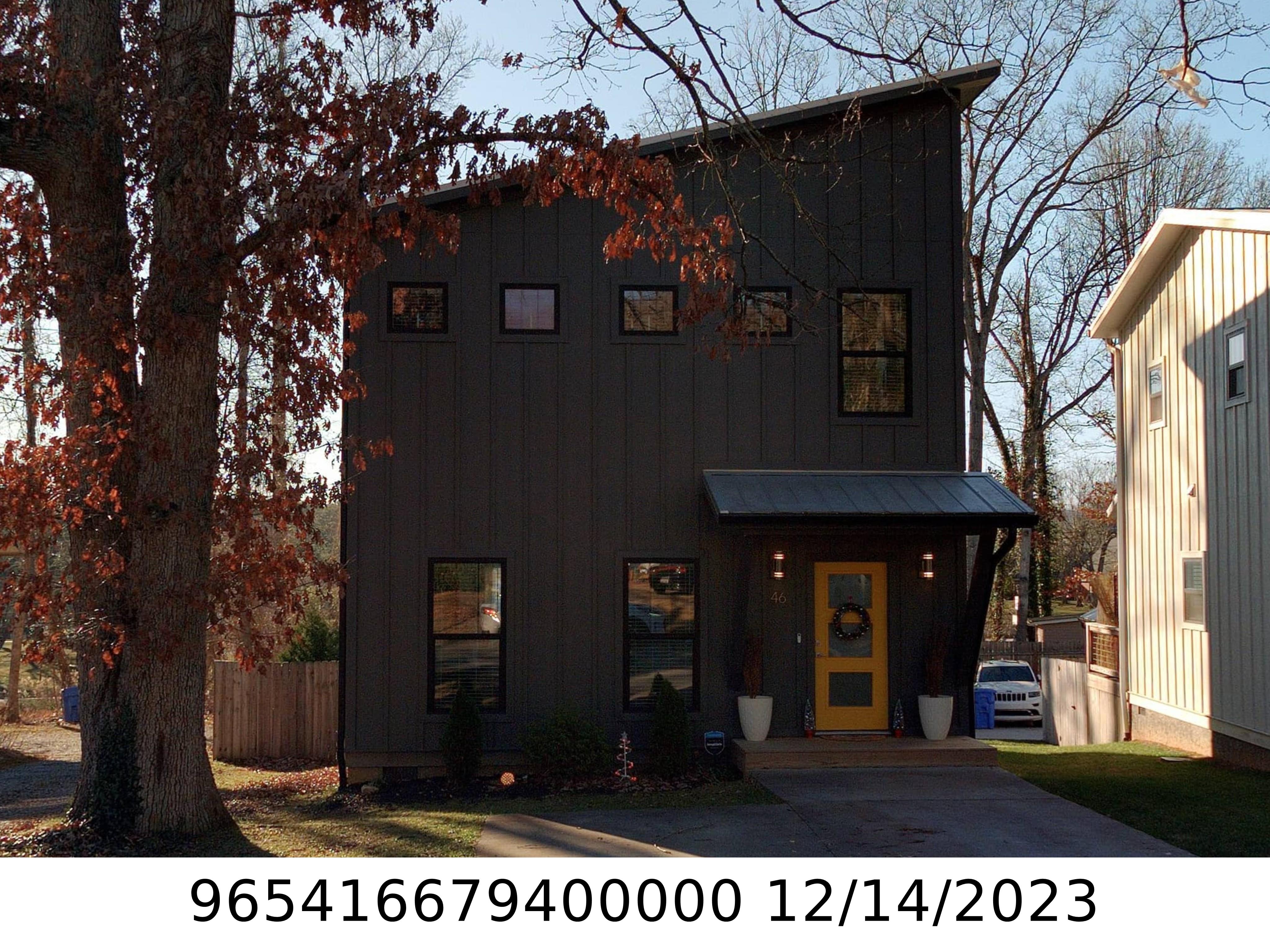 A picture of the property located at 46 BLAKE DR, ARDEN NC 28704.