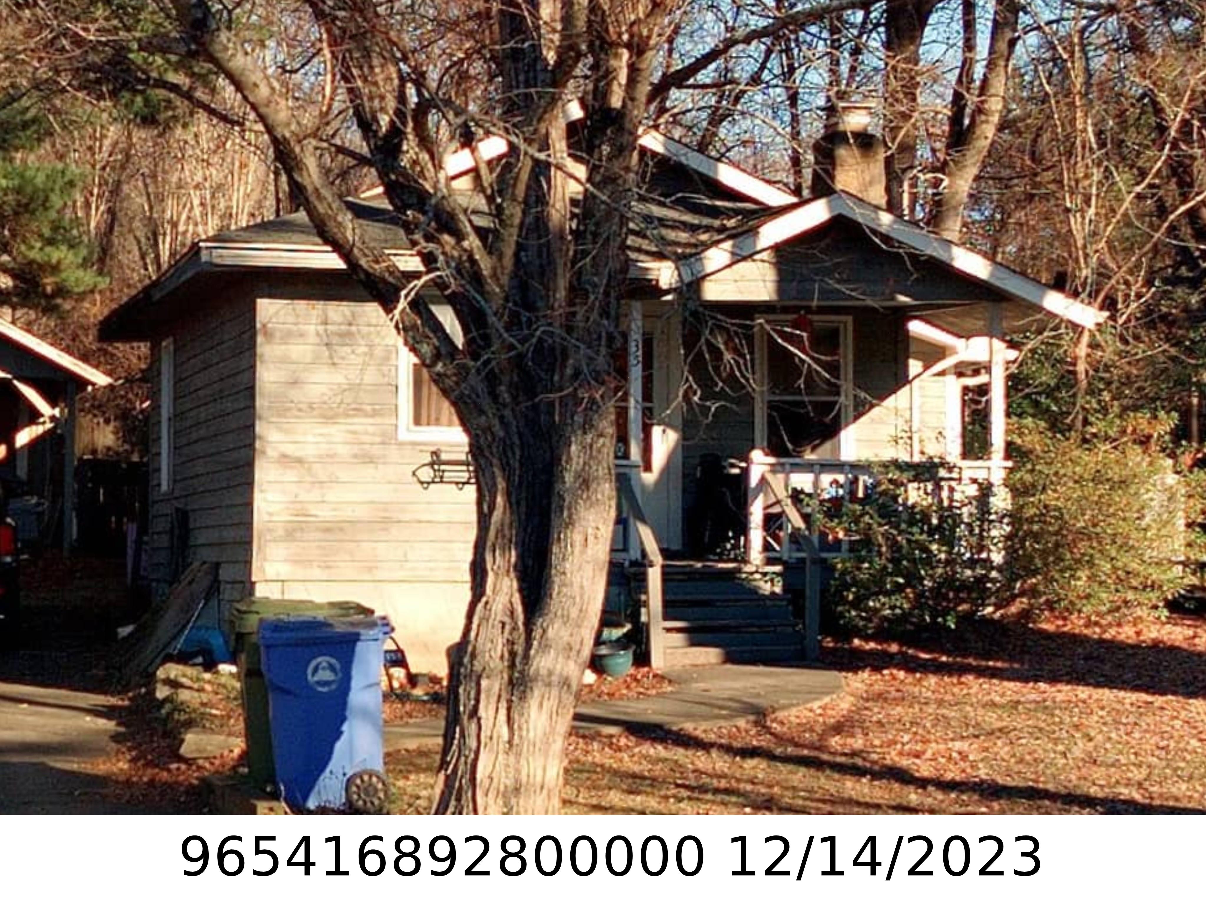 A picture of the property located at 35 BLAKE DR, ARDEN NC 28704.