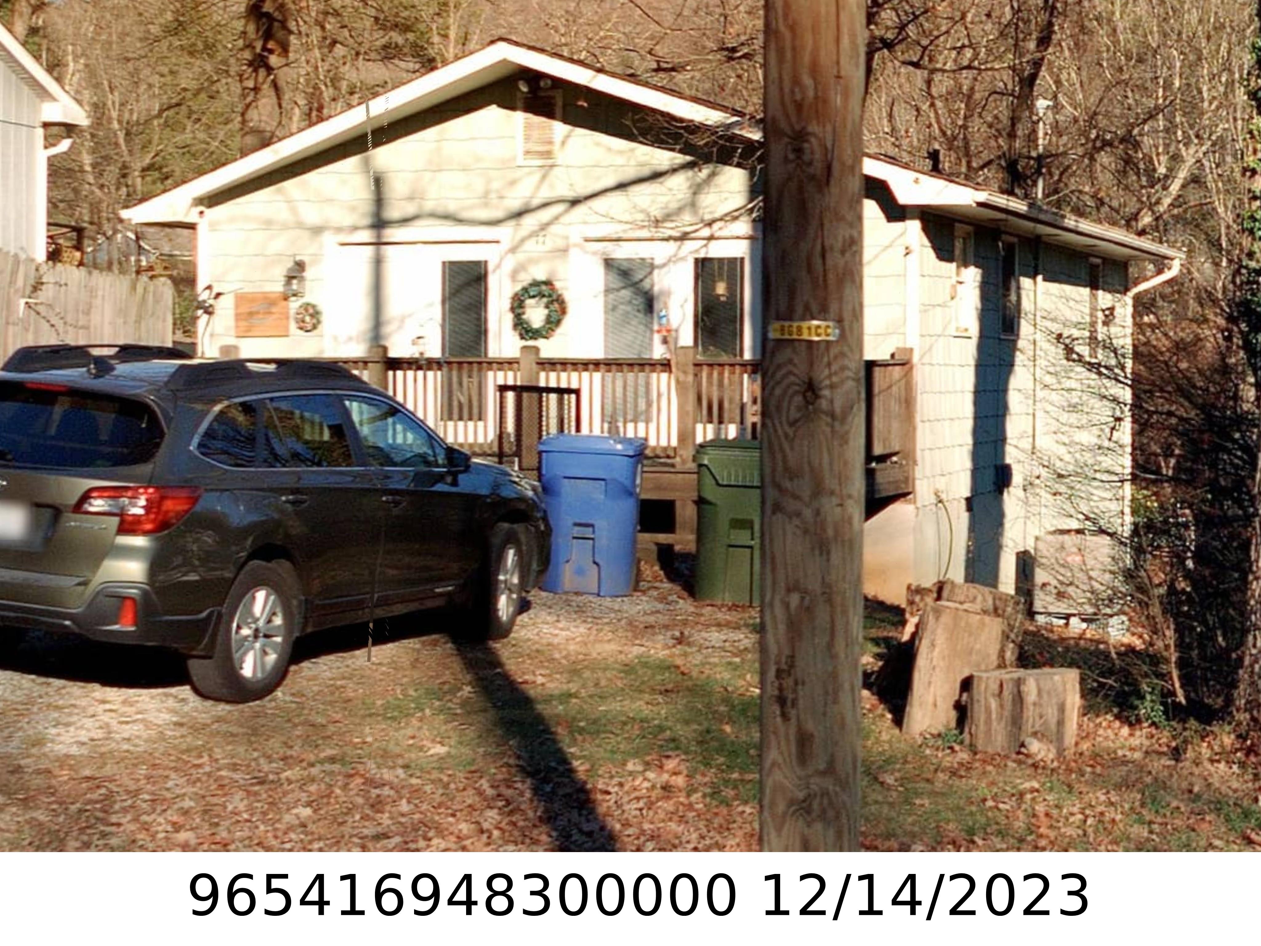 A picture of the property located at 77 BLAKE DR, ARDEN NC 28704.