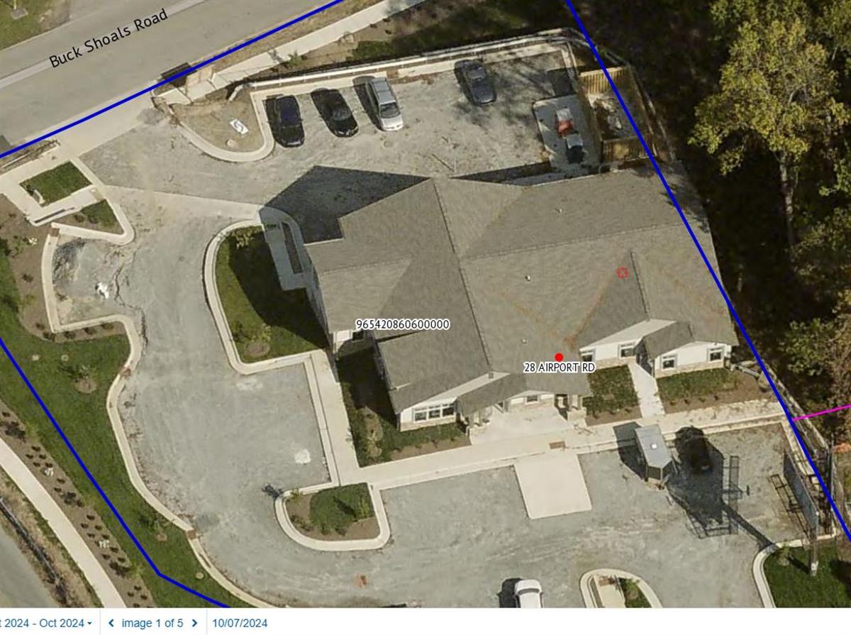 A picture of the property located at 28 AIRPORT RD # 002, ARDEN NC 28704.