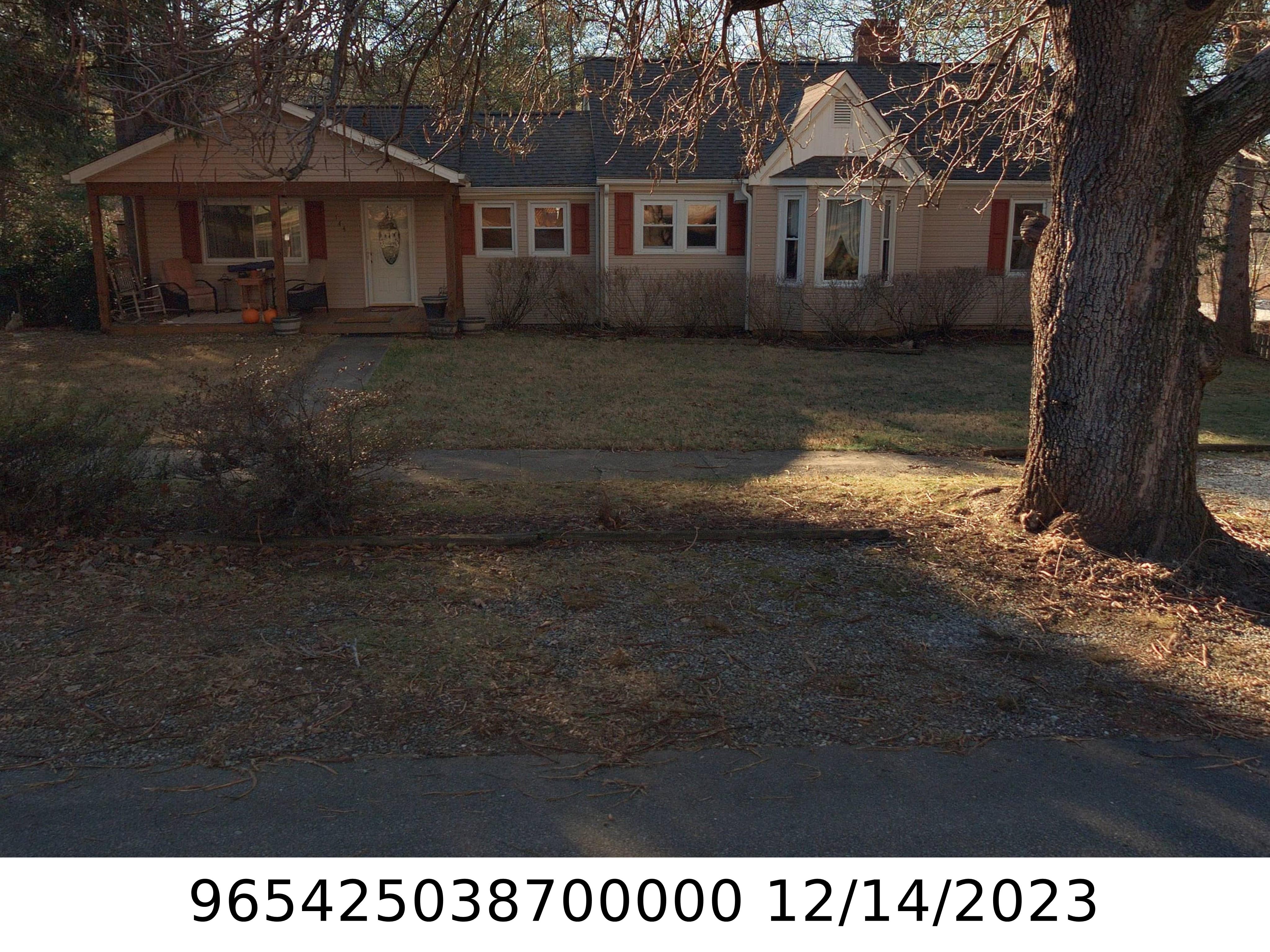 A picture of the property located at 144 BLAKE DR, ARDEN NC 28704.