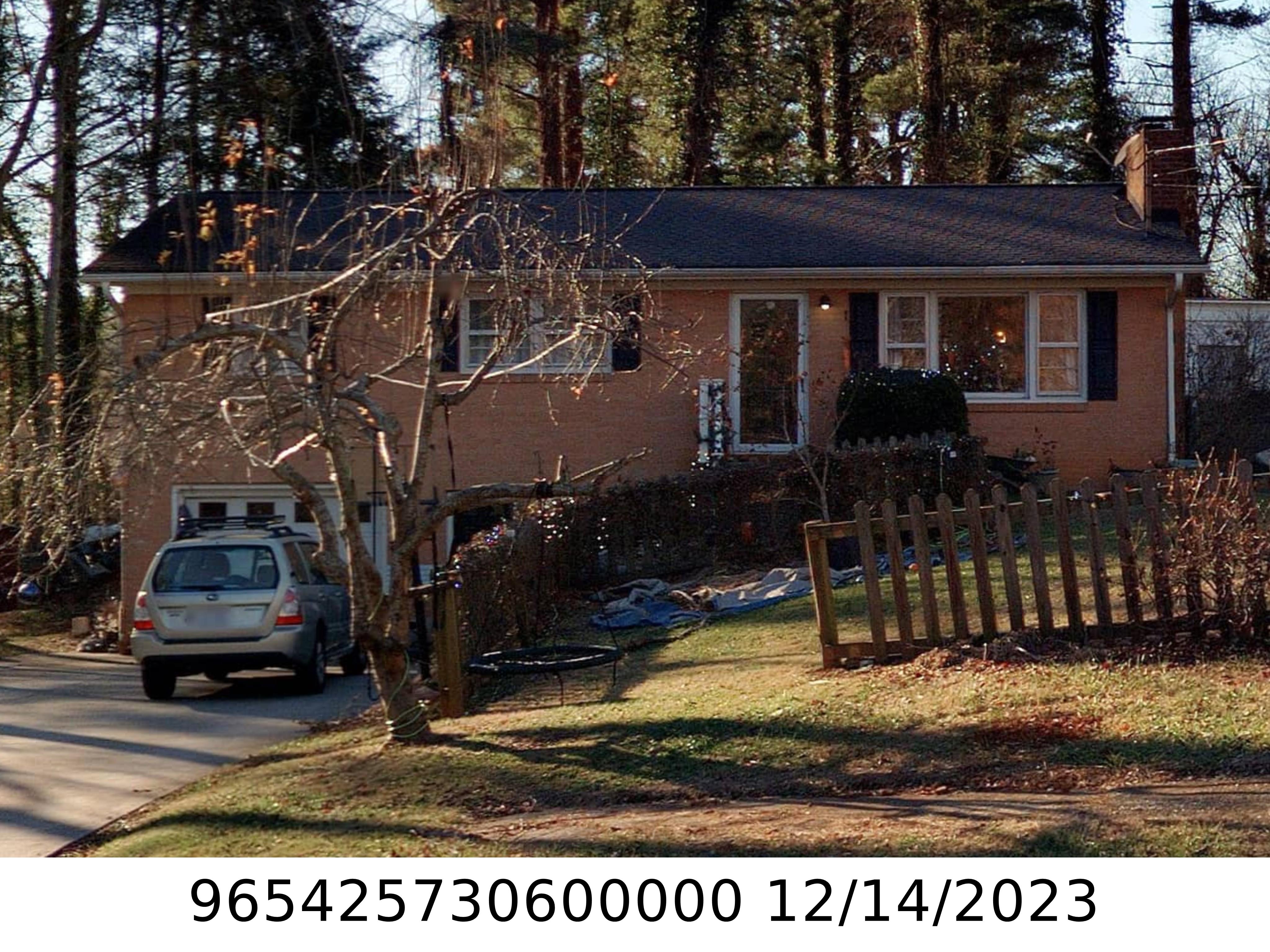 A picture of the property located at 109 SYCAMORE DR, ARDEN NC 28704.