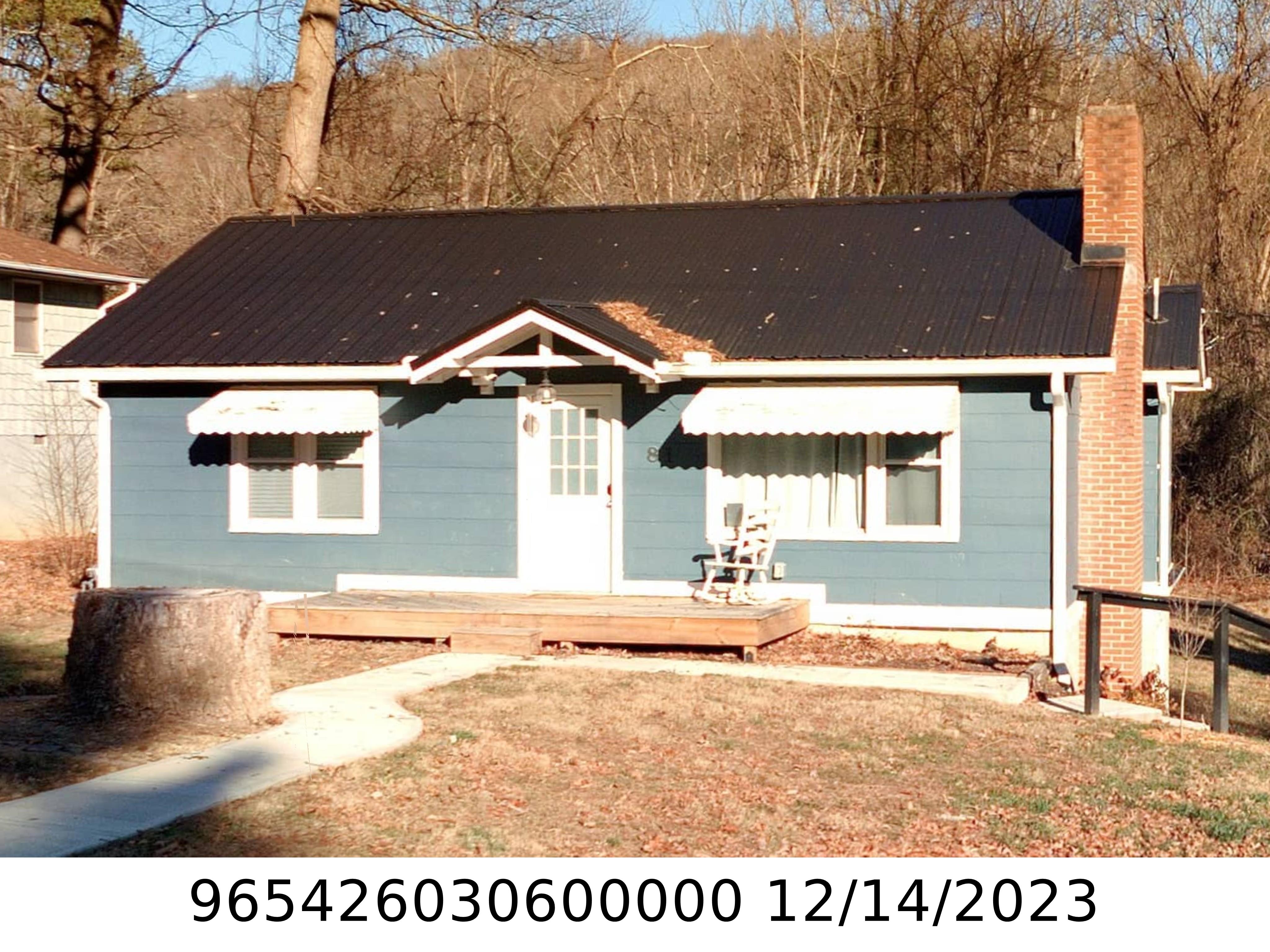 A picture of the property located at 81 BLAKE DR, ARDEN NC 28704.