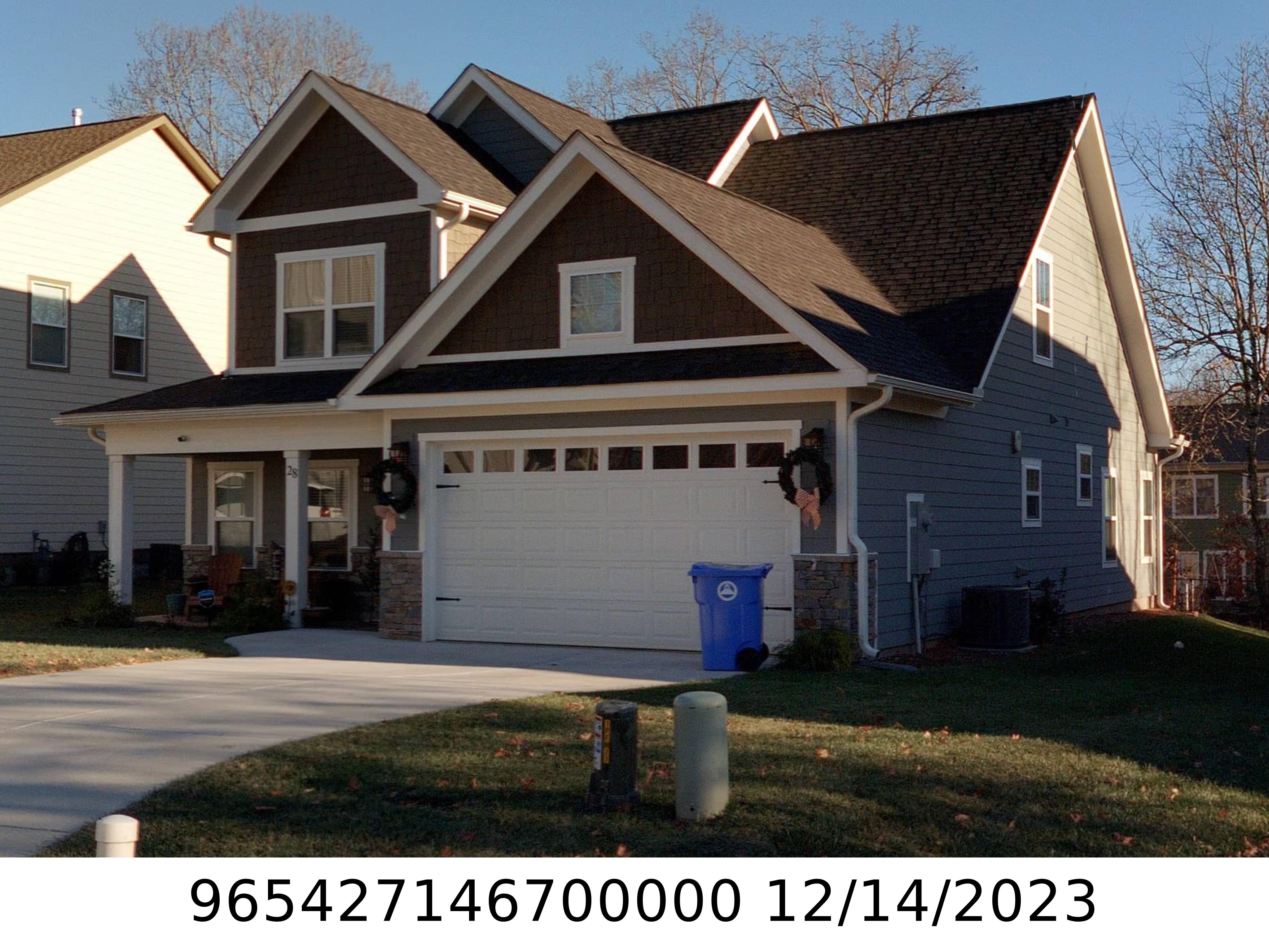 A picture of the property located at 28 REAGAN RUN CT, ARDEN NC 28704.