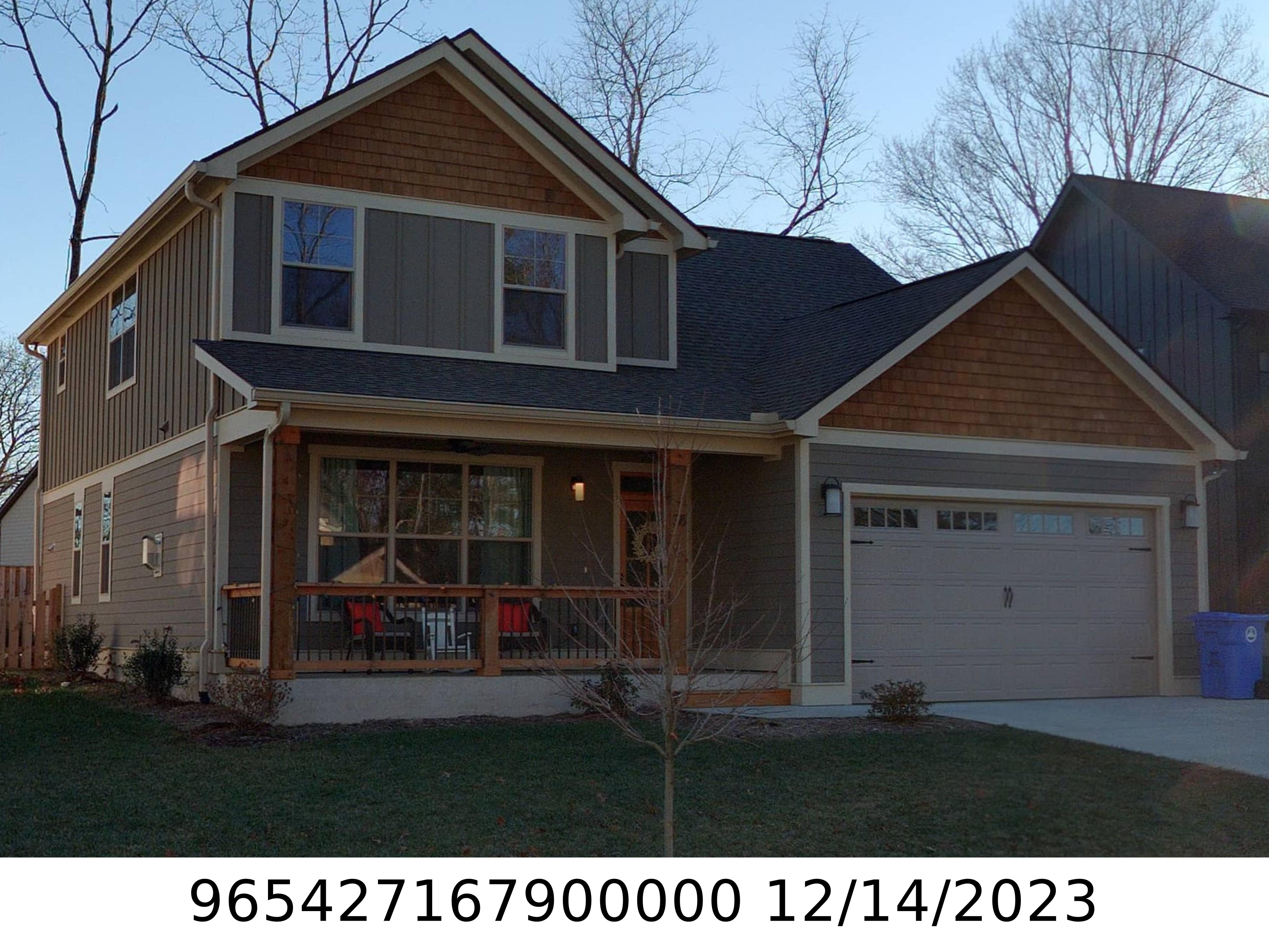 A picture of the property located at 38 MYRTLE LEE CV, ARDEN NC 28704.