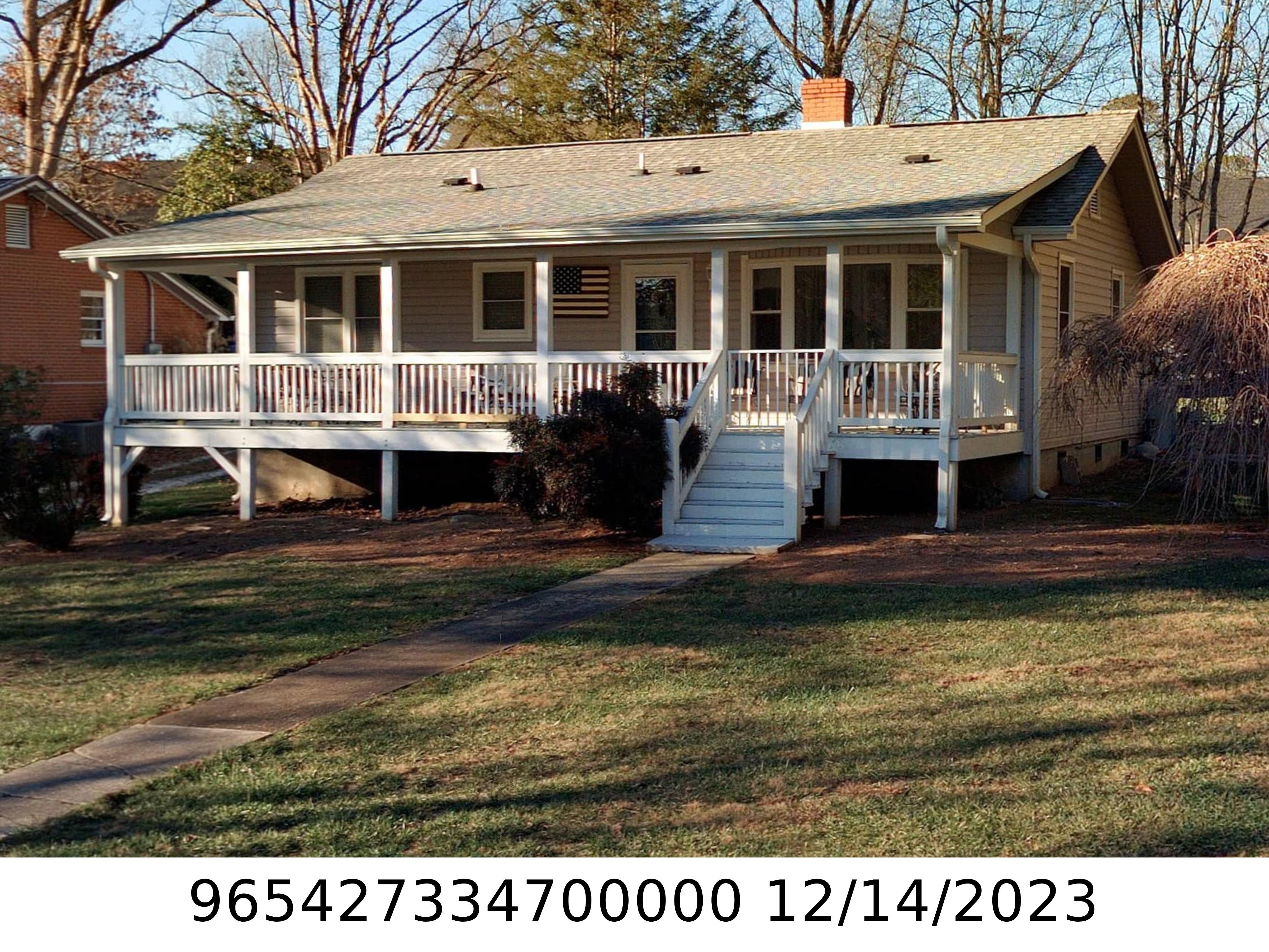A picture of the property located at 125 BIRCH LN, ARDEN NC 28704.