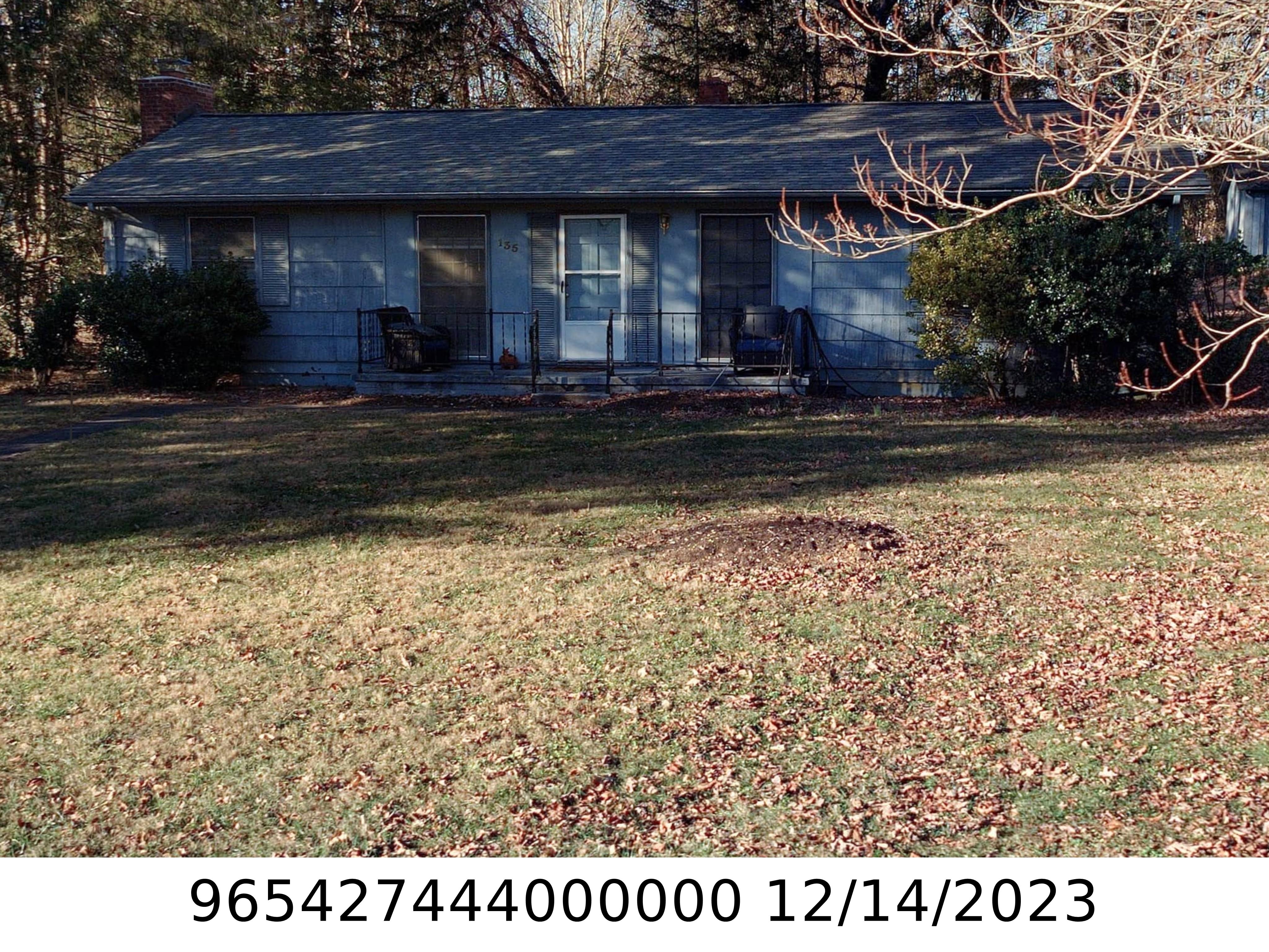 A picture of the property located at 135 BIRCH LN, ARDEN NC 28704.