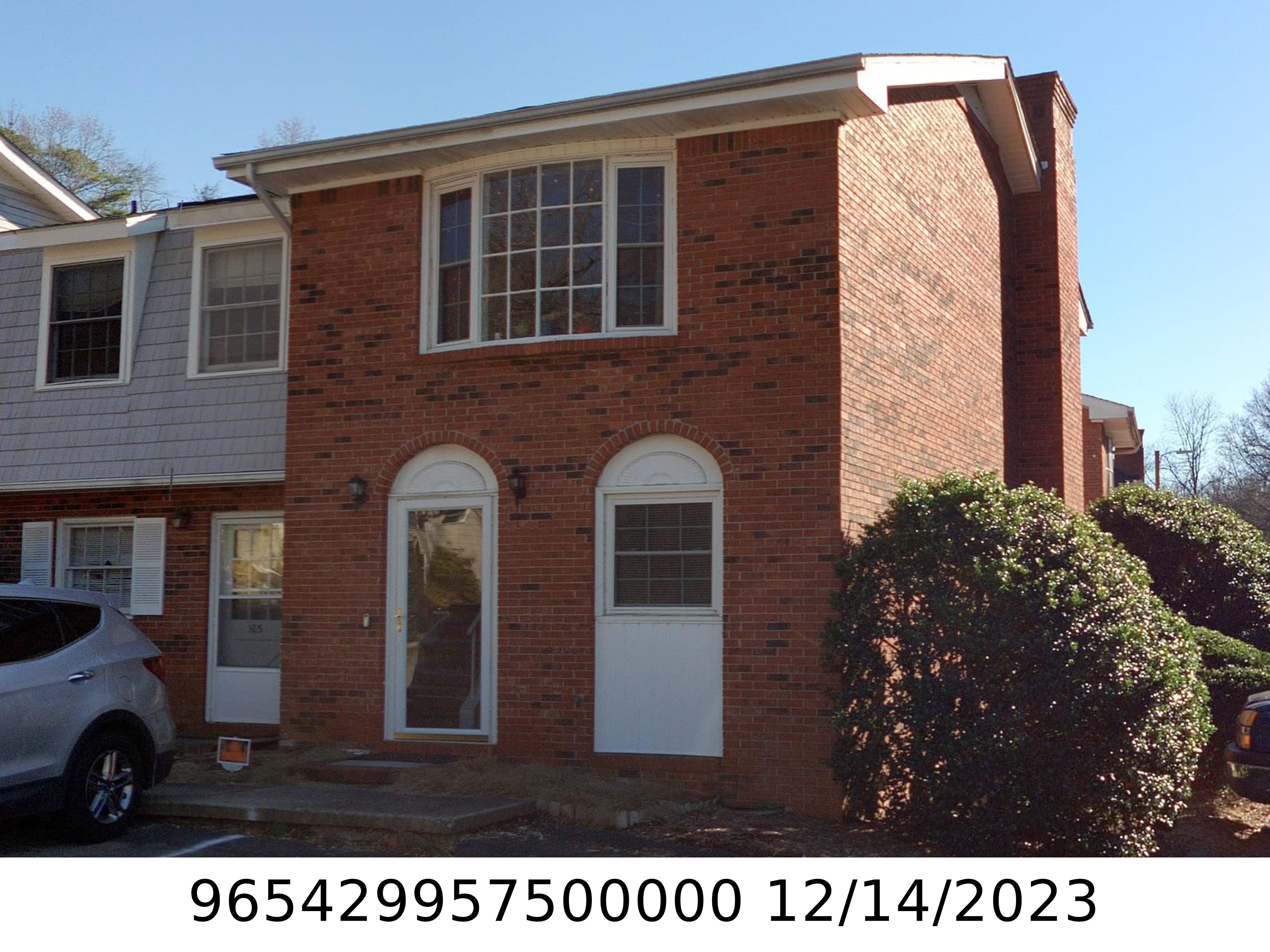 A picture of the property located at 106 SOUTHWAY GARDEN RD, ARDEN NC 28704.