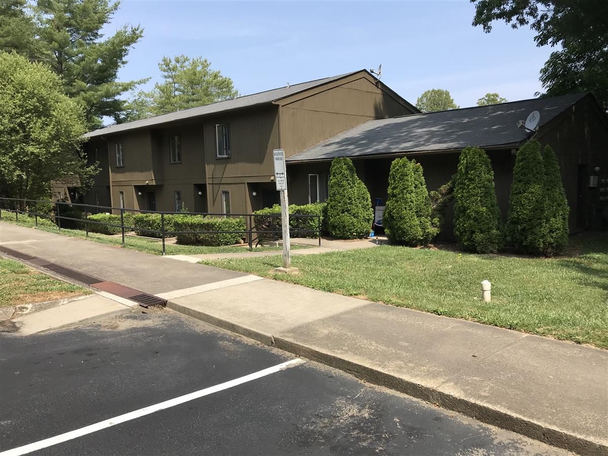 A picture of the property located at 23 AIRPORT RD # 4-H, ARDEN NC 28704.