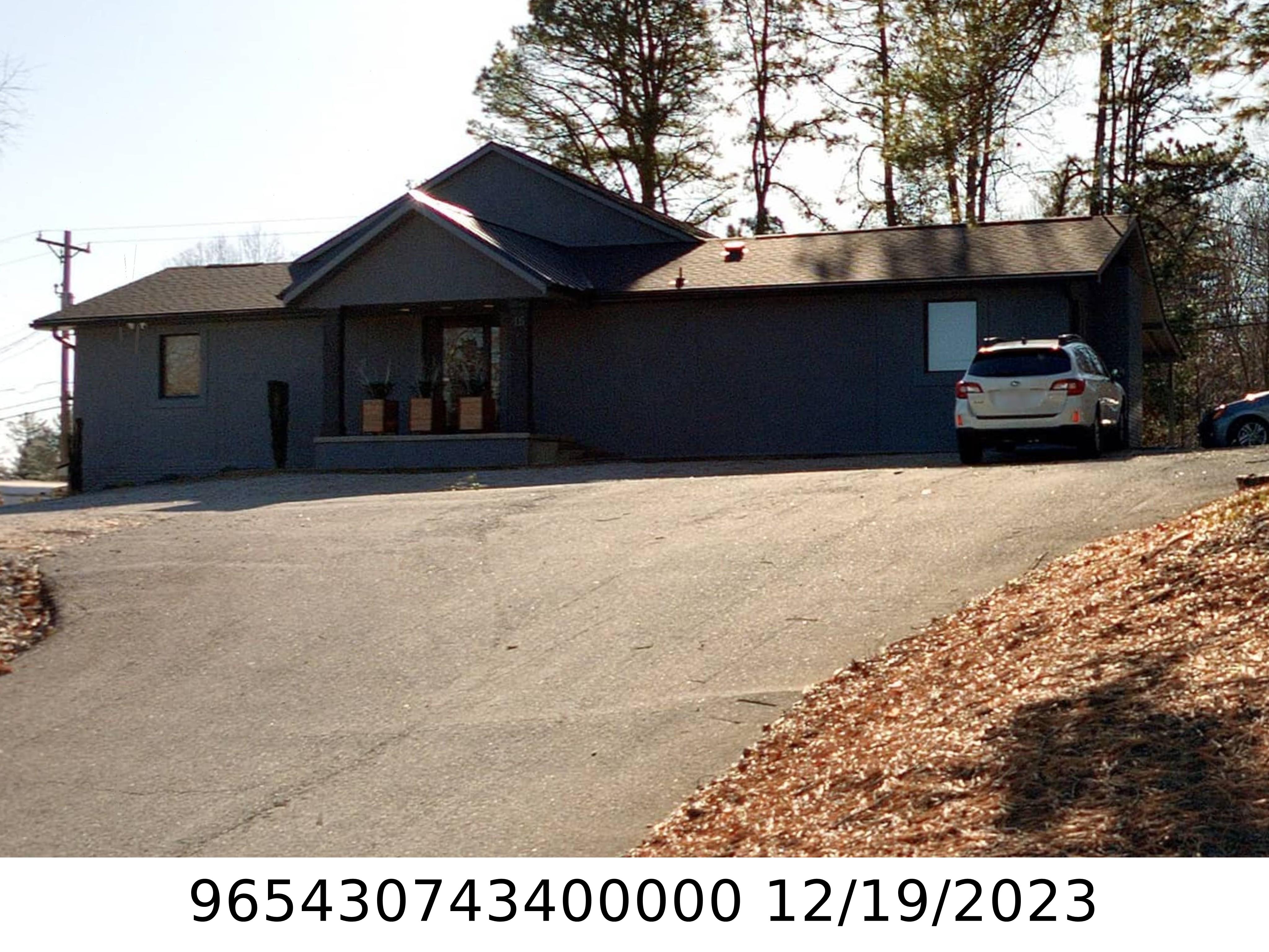 A picture of the property located at 15 AIRPORT RD, ARDEN NC 28704.