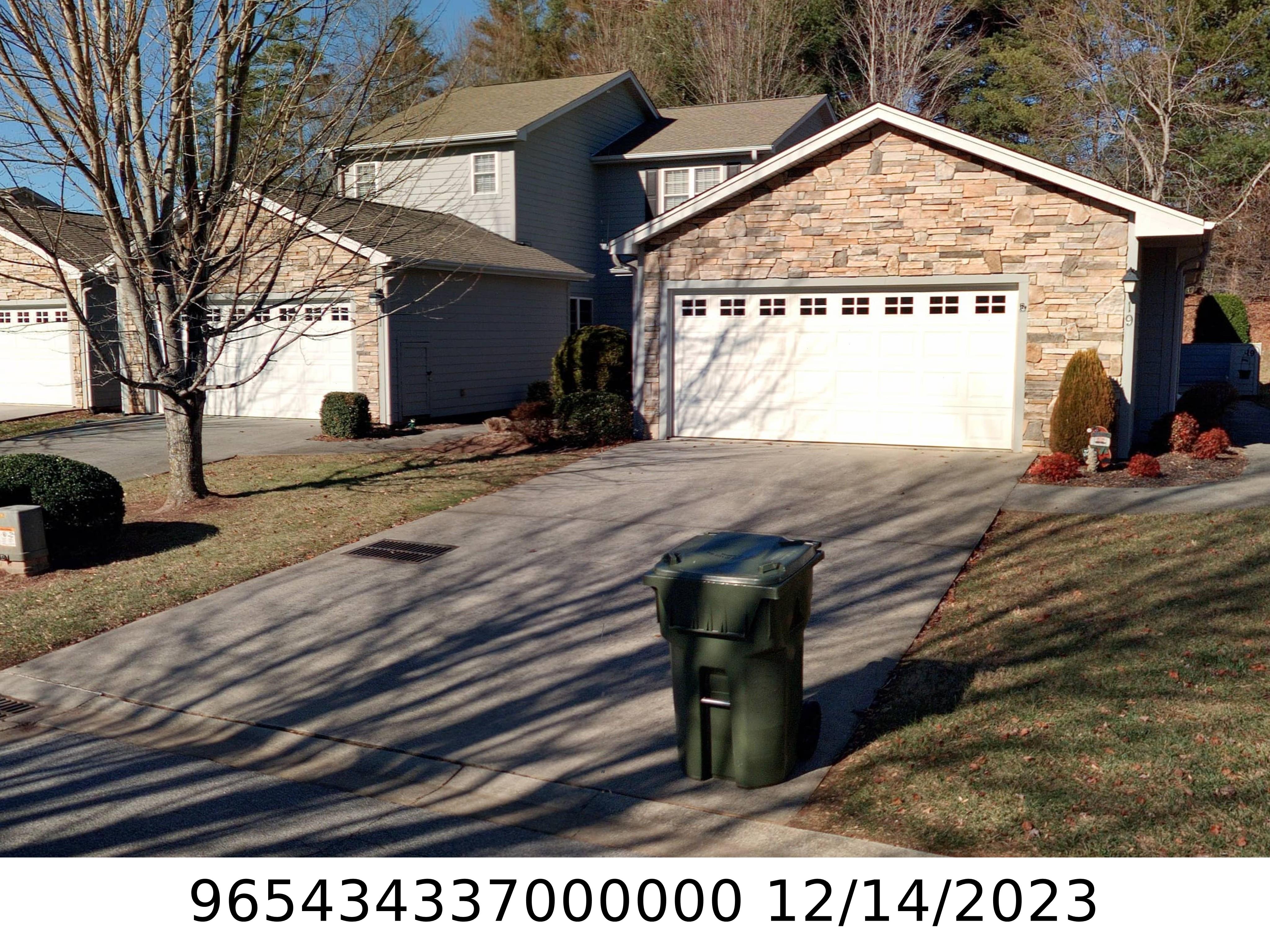 A picture of the property located at 19 HOLIDAY DR, ARDEN NC 28704.