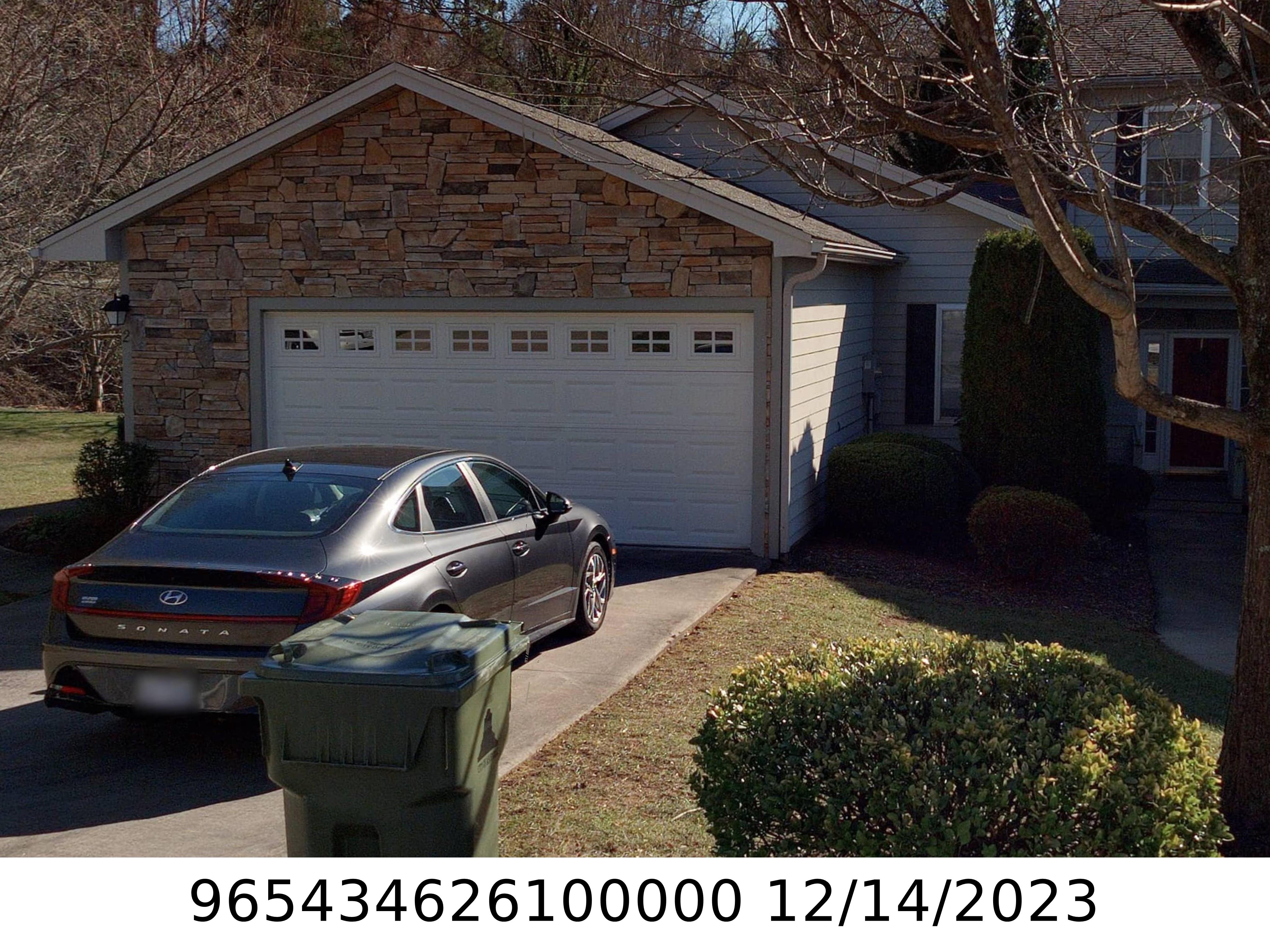 A picture of the property located at 2 HOLIDAY DR, ARDEN NC 28704.
