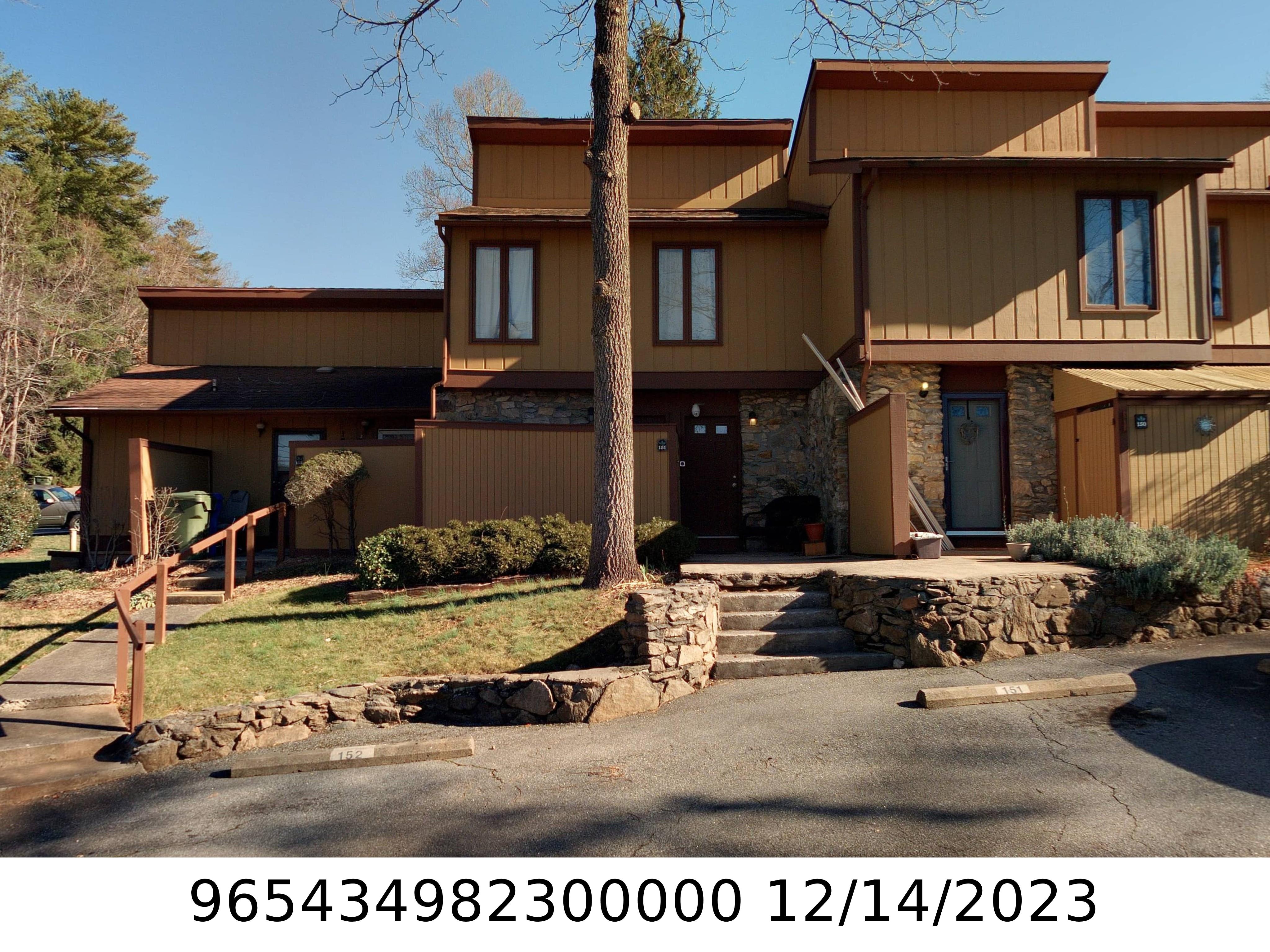 A picture of the property located at 151 COLONY DR, ARDEN NC 28704.