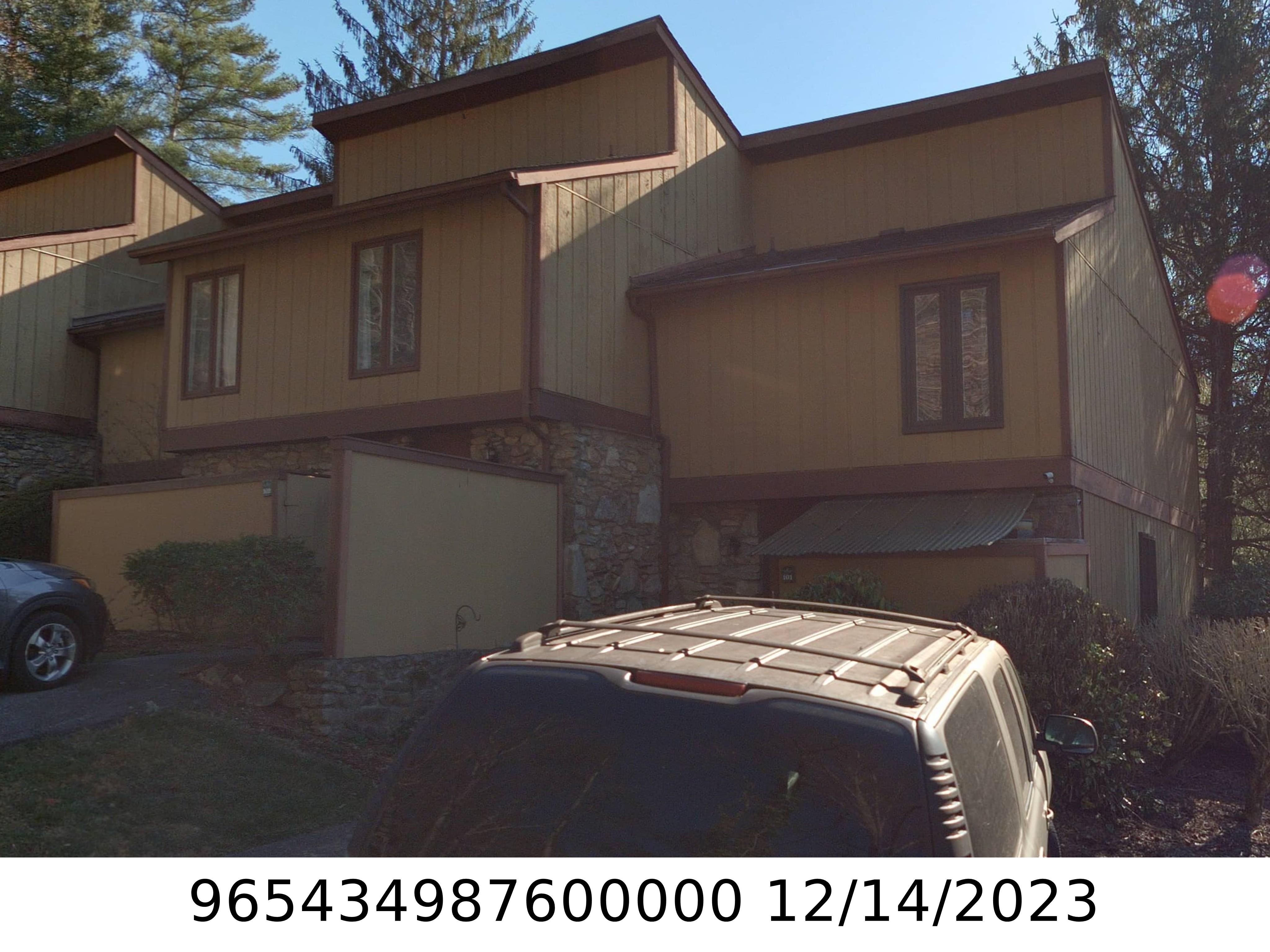 A picture of the property located at 101 COLONY DR, ARDEN NC 28704.
