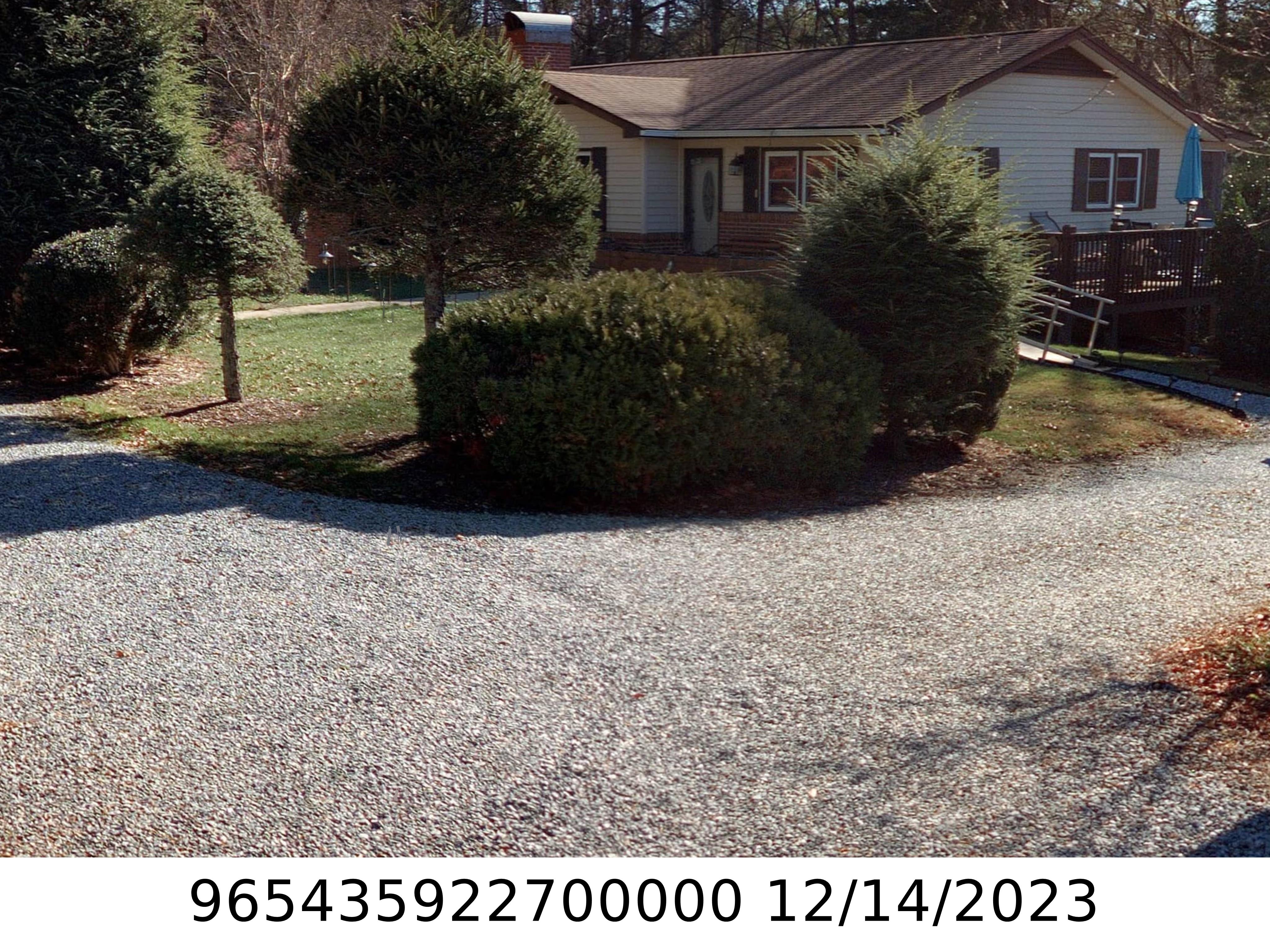 A picture of the property located at 214 CEDAR LN, ARDEN NC 28704.