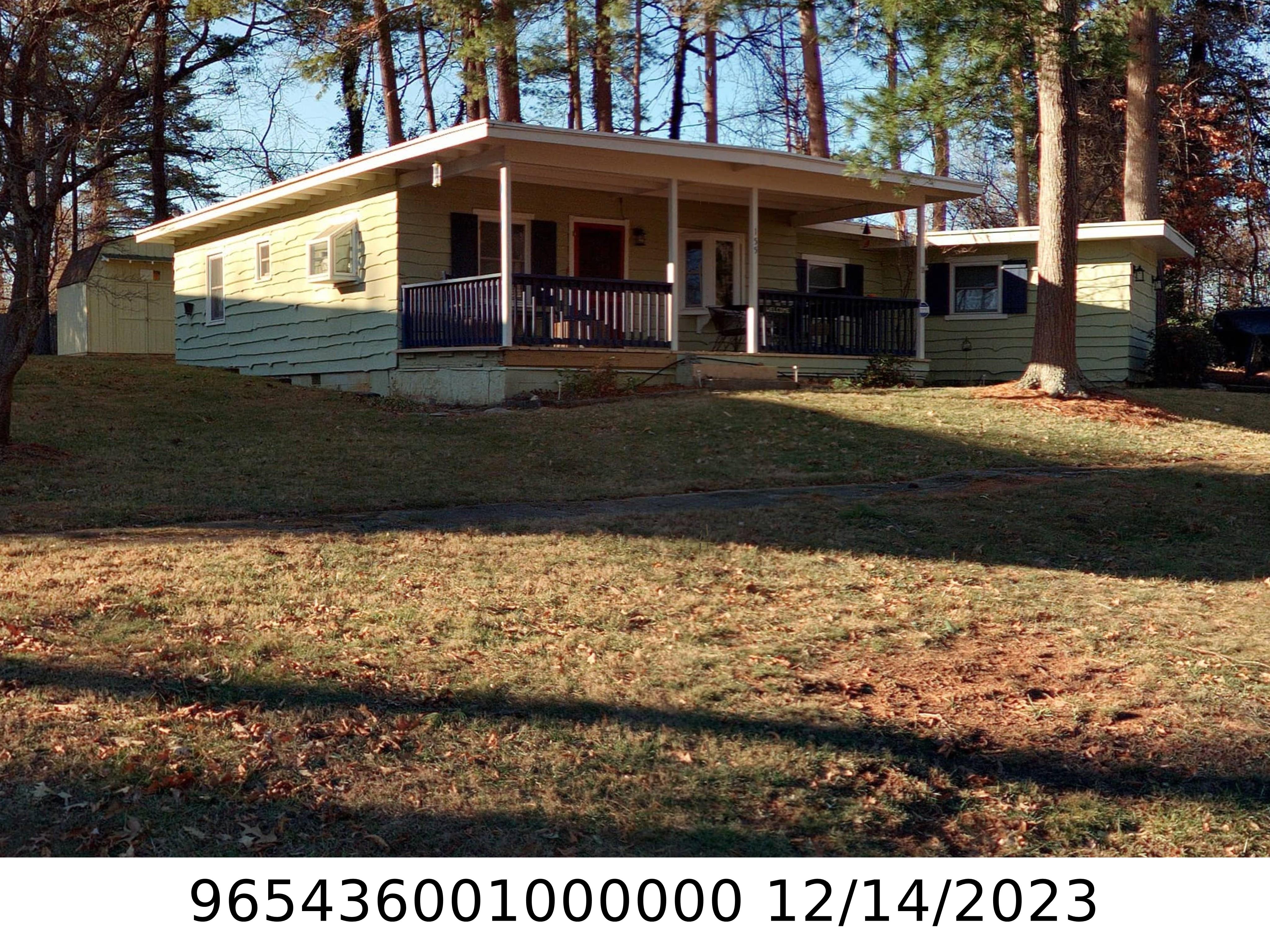 A picture of the property located at 155 SYCAMORE DR, ARDEN NC 28704.