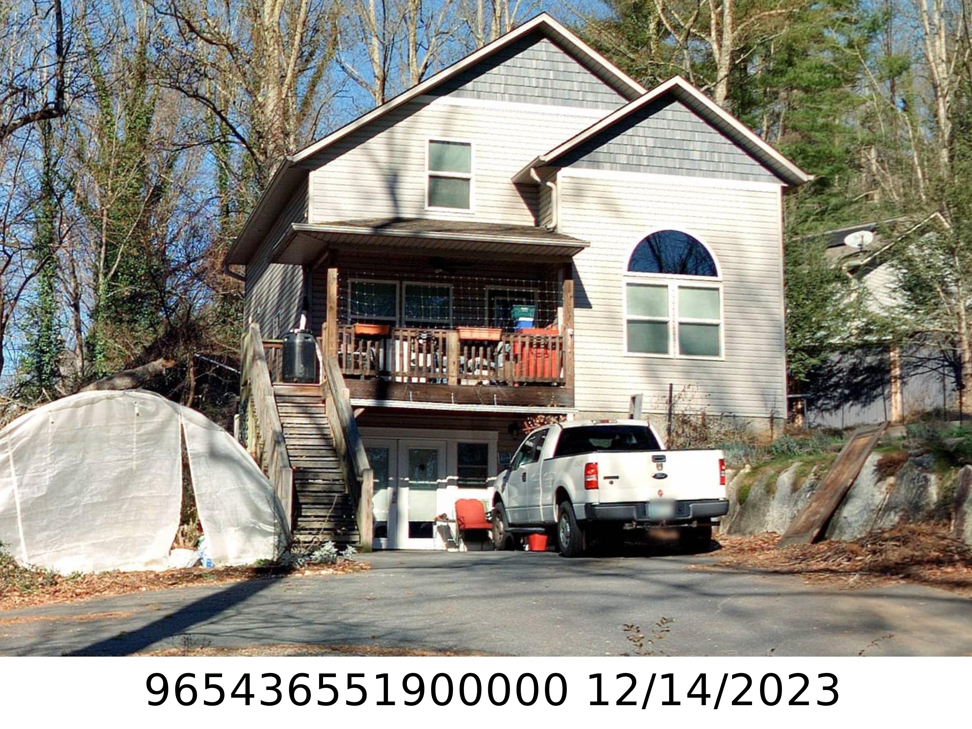 A picture of the property located at 207 ROYAL PINES DR, ARDEN NC 28704.