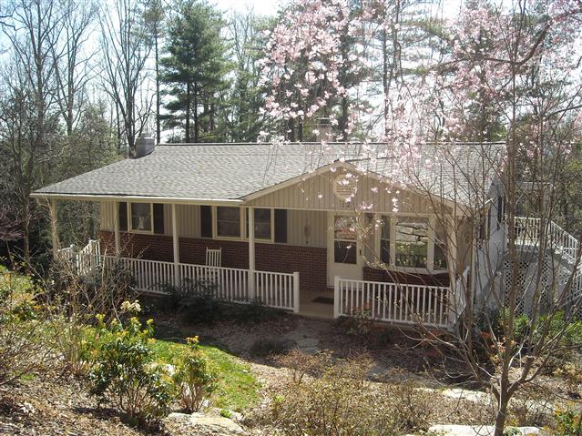 A picture of the property located at 12 RHODODENDRON DR, ARDEN NC 28704.