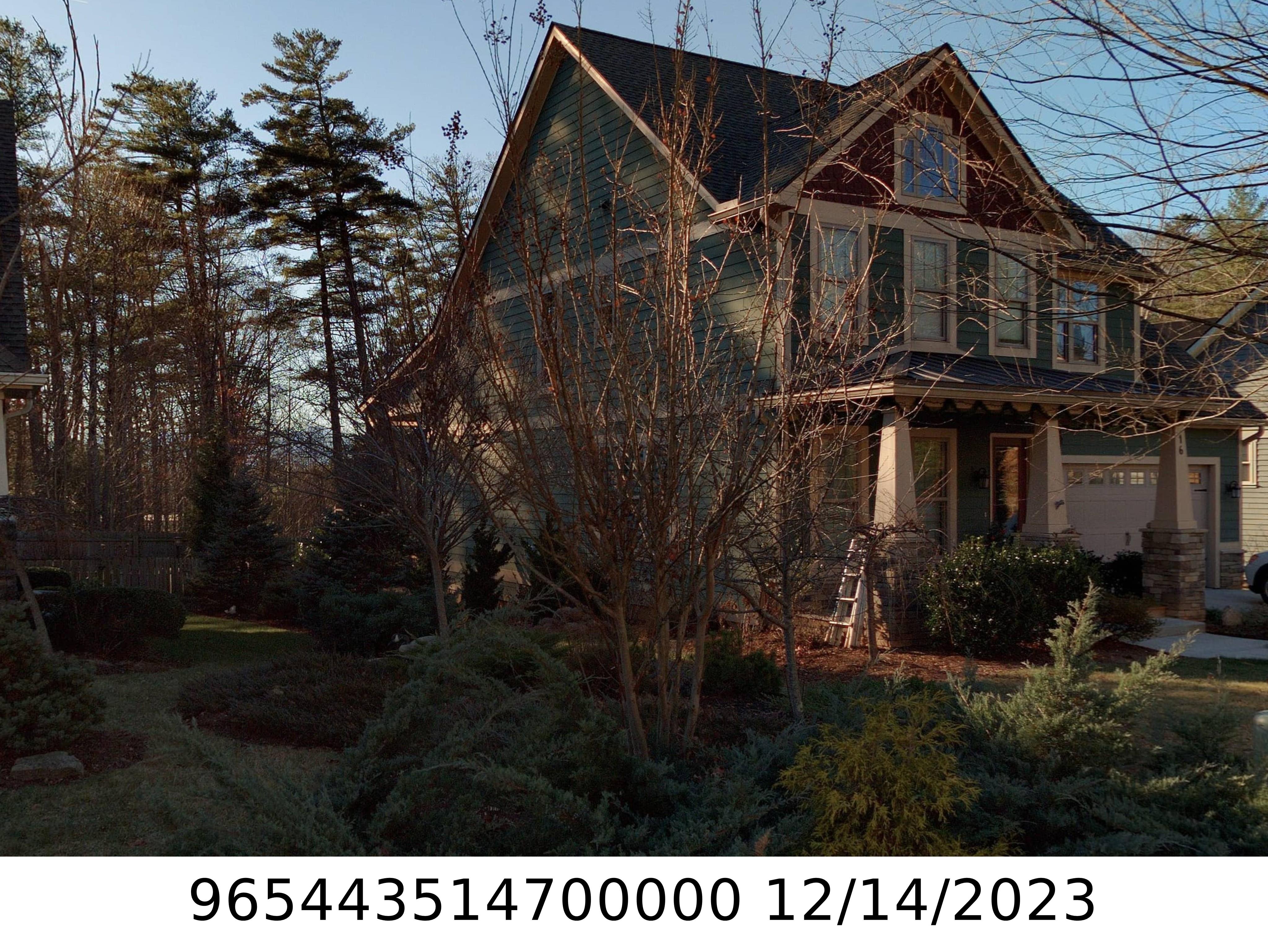 A picture of the property located at 16 QUAIL HOLLOW DR, ARDEN NC 28704.
