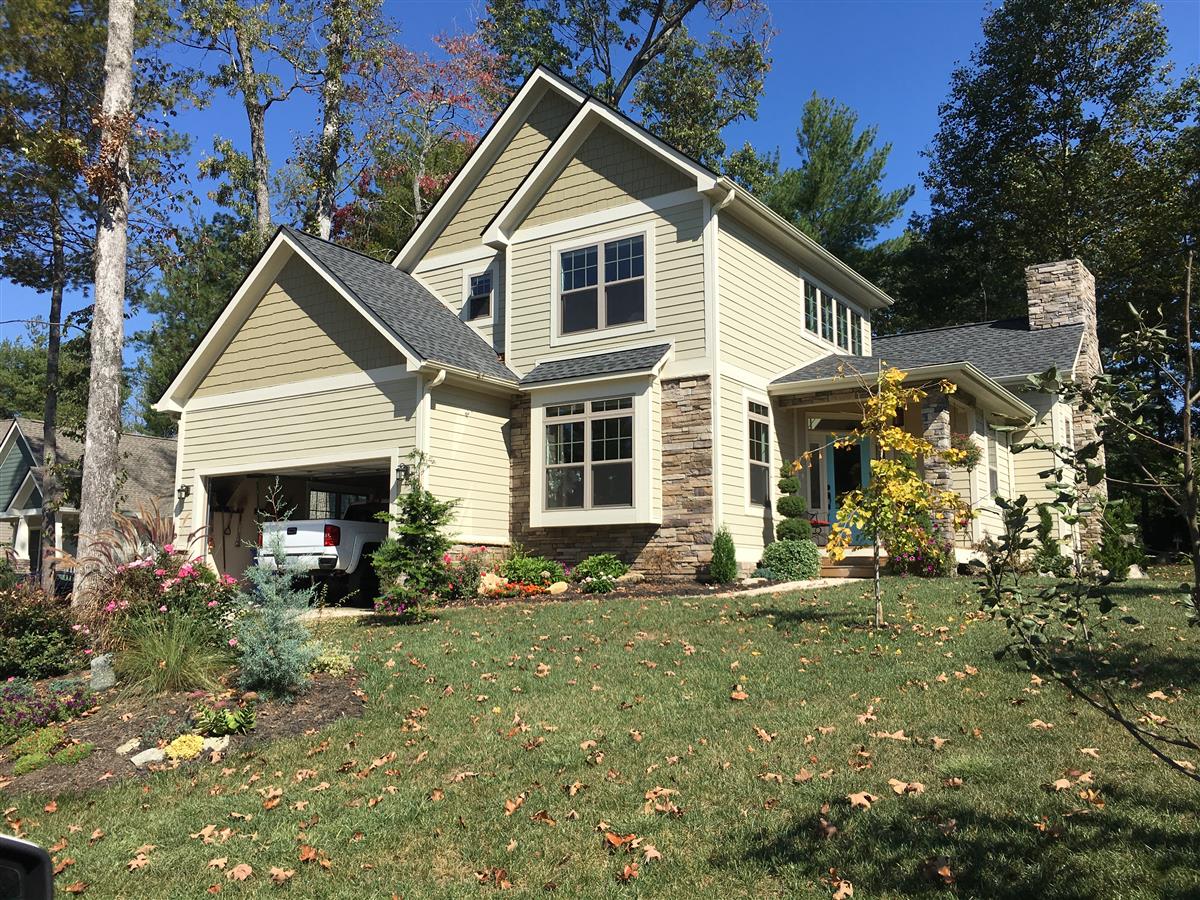 A picture of the property located at 1 AYR CT, ARDEN NC 28704.