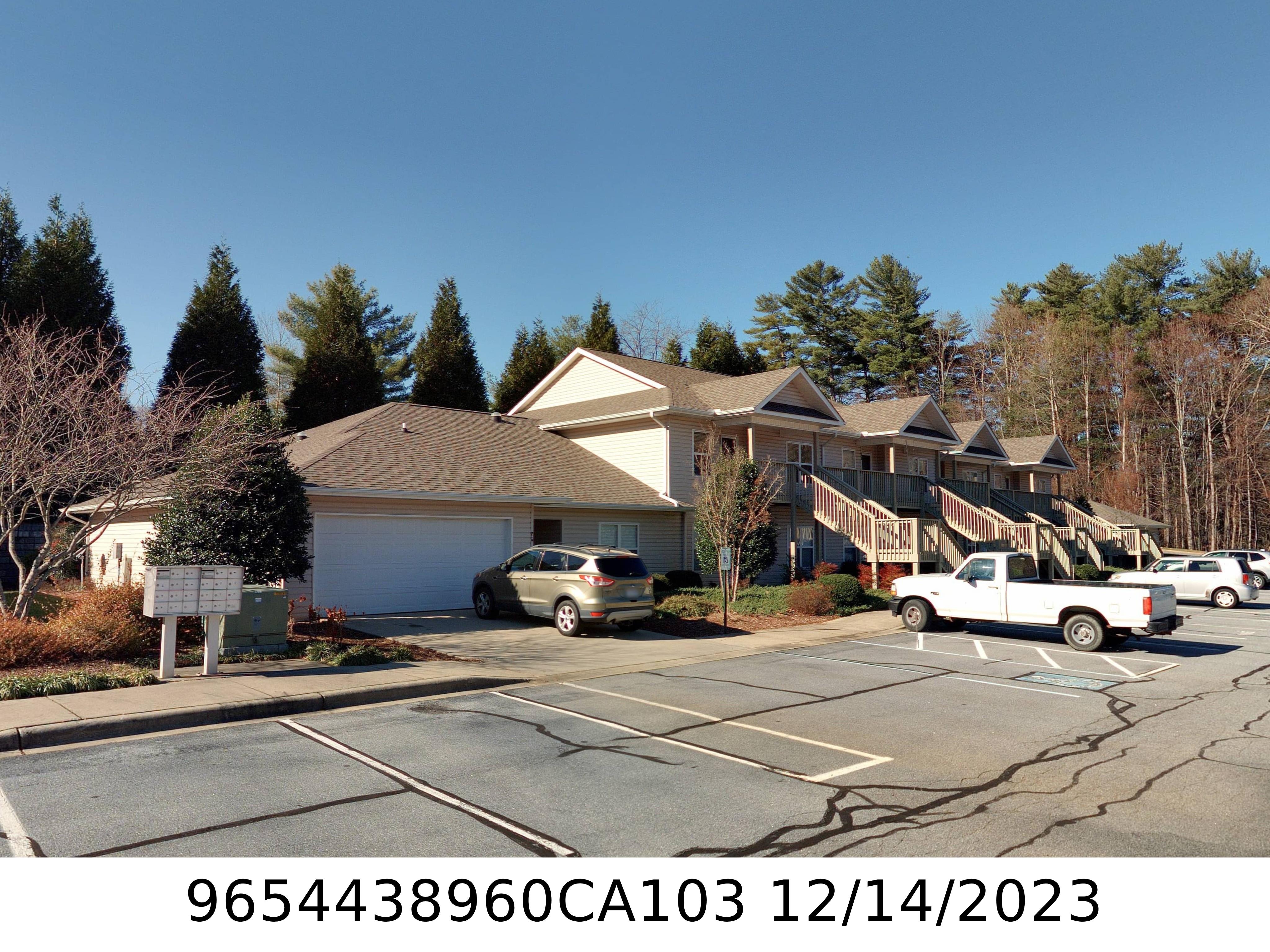 A picture of the property located at 103 CARRINGTON PL, ARDEN NC 28704.