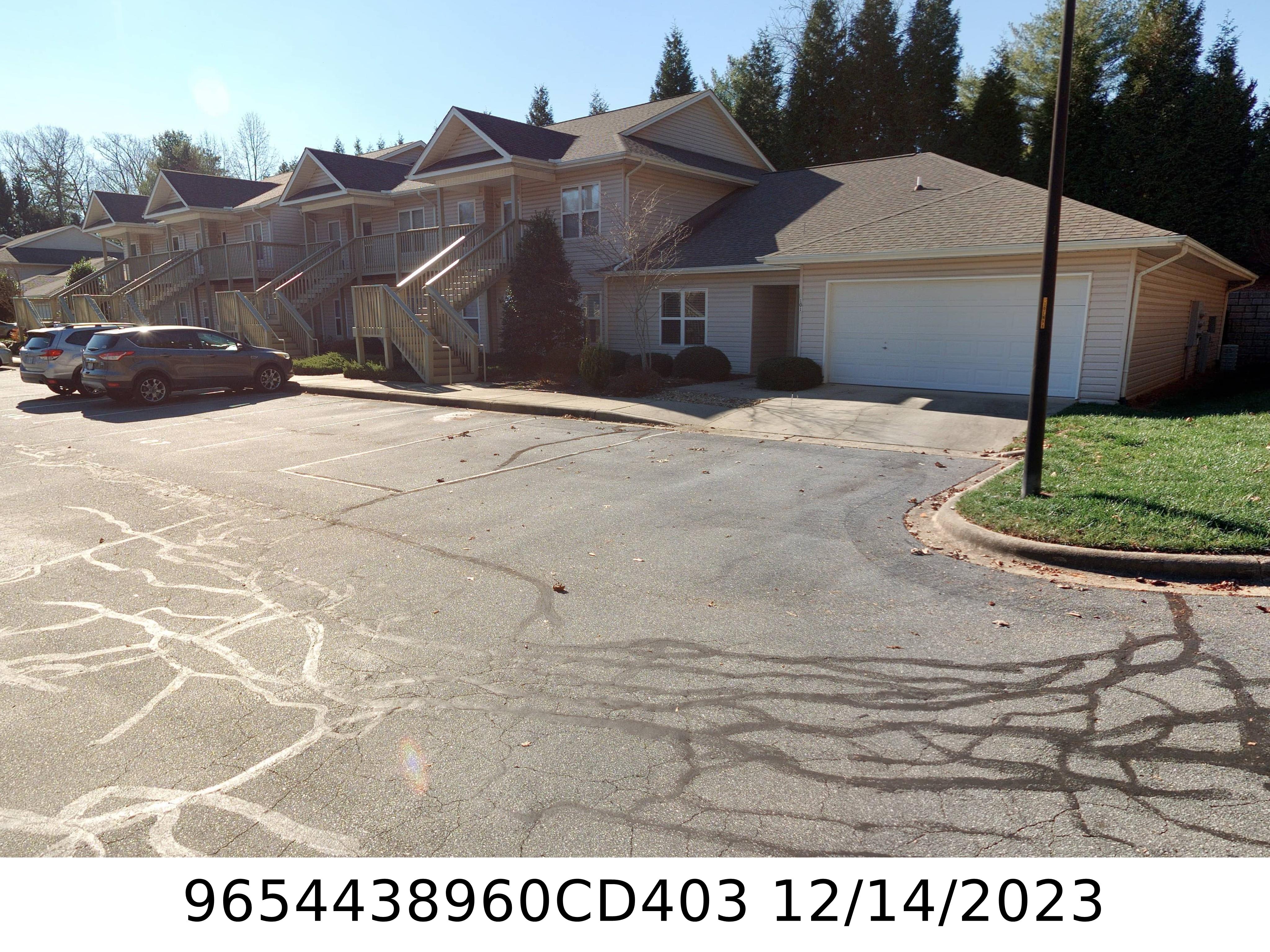 A picture of the property located at 403 CARRINGTON PL, ARDEN NC 28704.