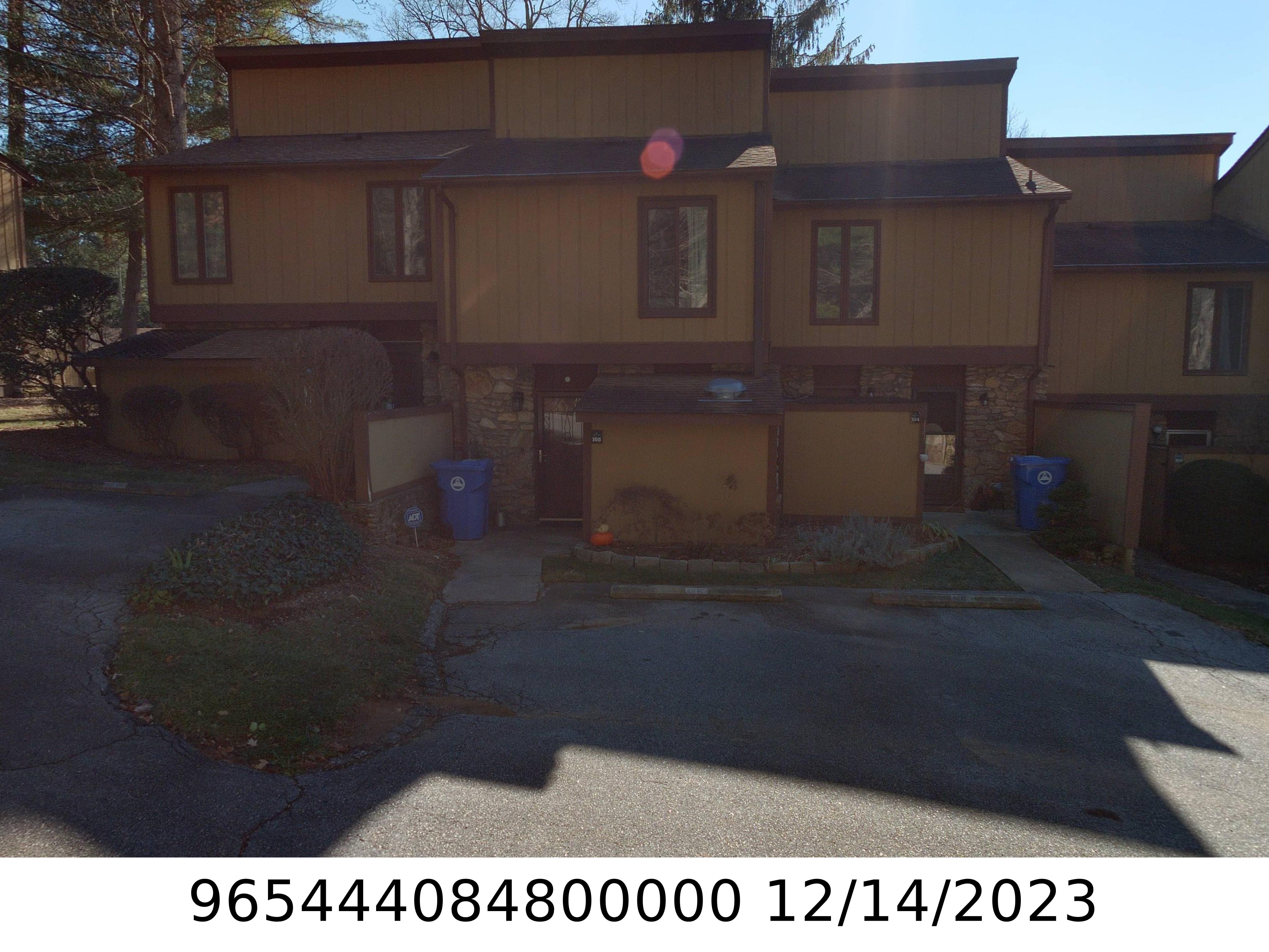 A picture of the property located at 105 COLONY DR, ARDEN NC 28704.