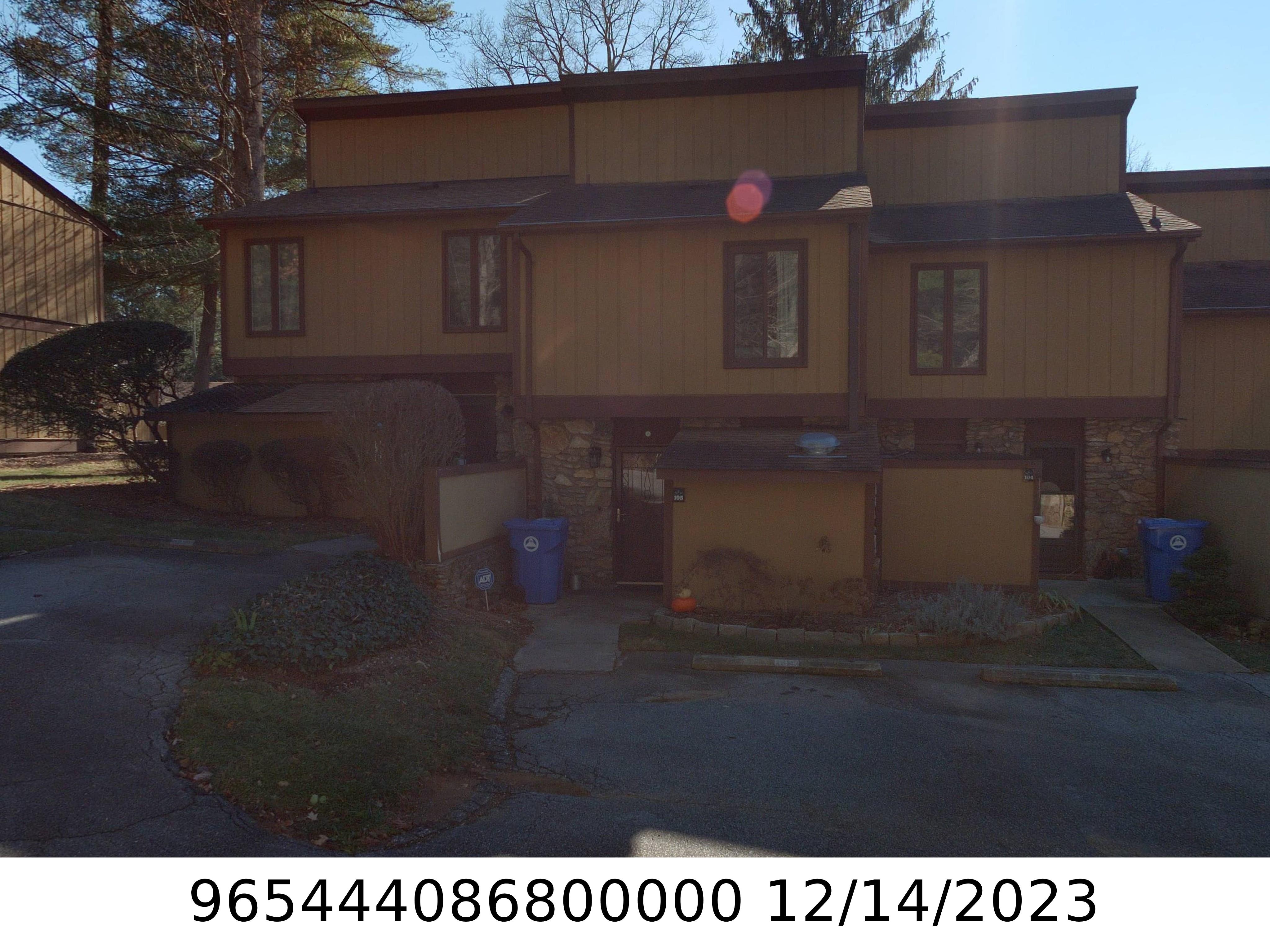 A picture of the property located at 106 COLONY DR, ARDEN NC 28704.