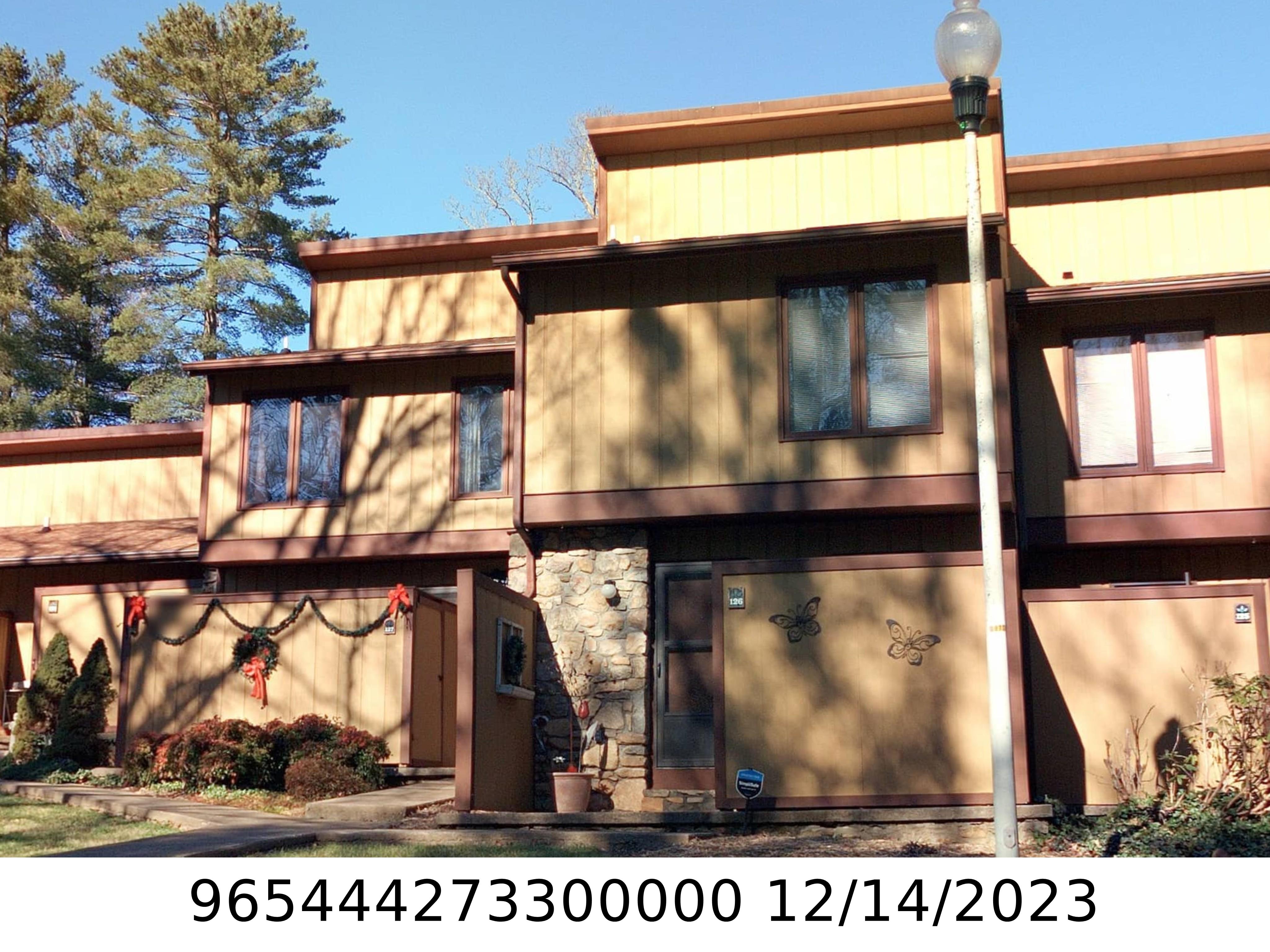 A picture of the property located at 127 COLONY DR, ARDEN NC 28704.