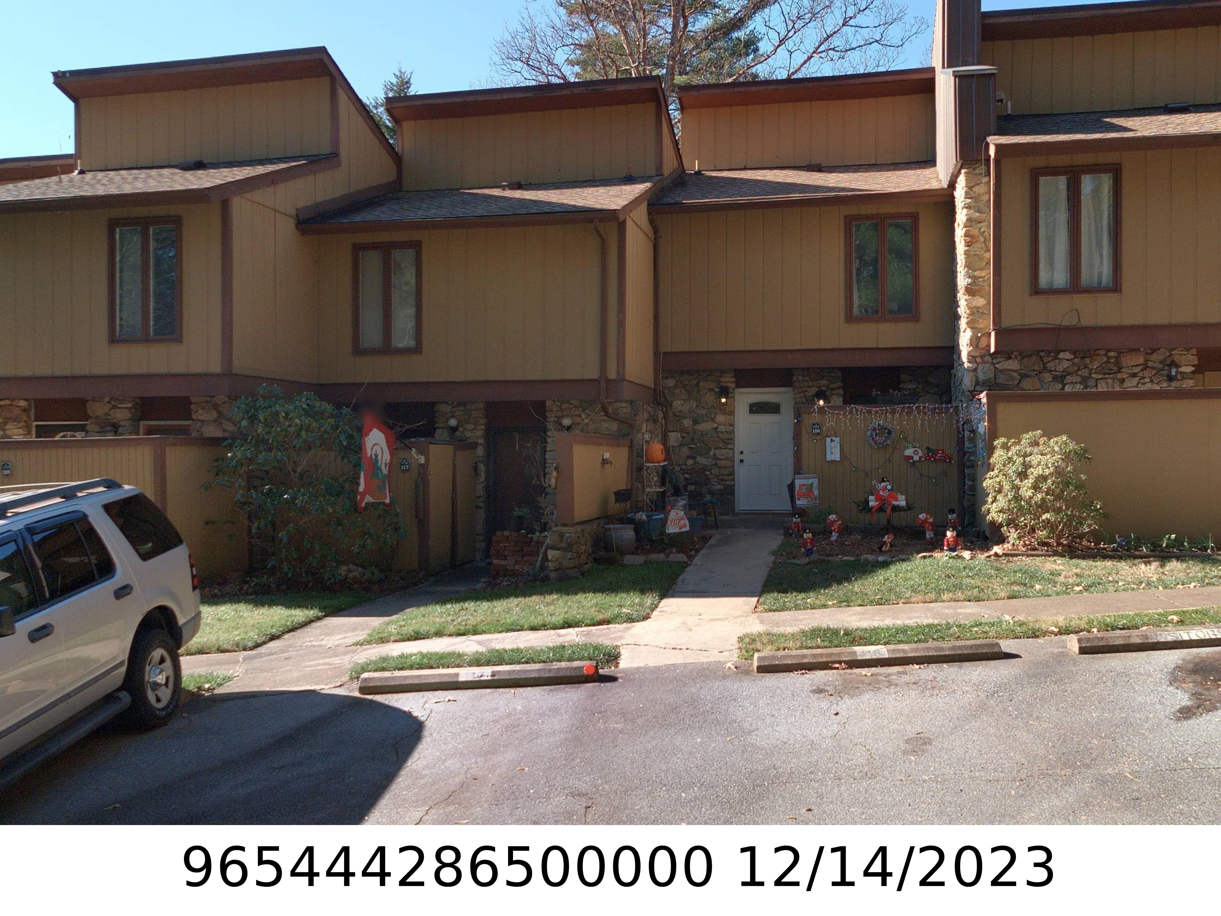 A picture of the property located at 117 COLONY DR, ARDEN NC 28704.