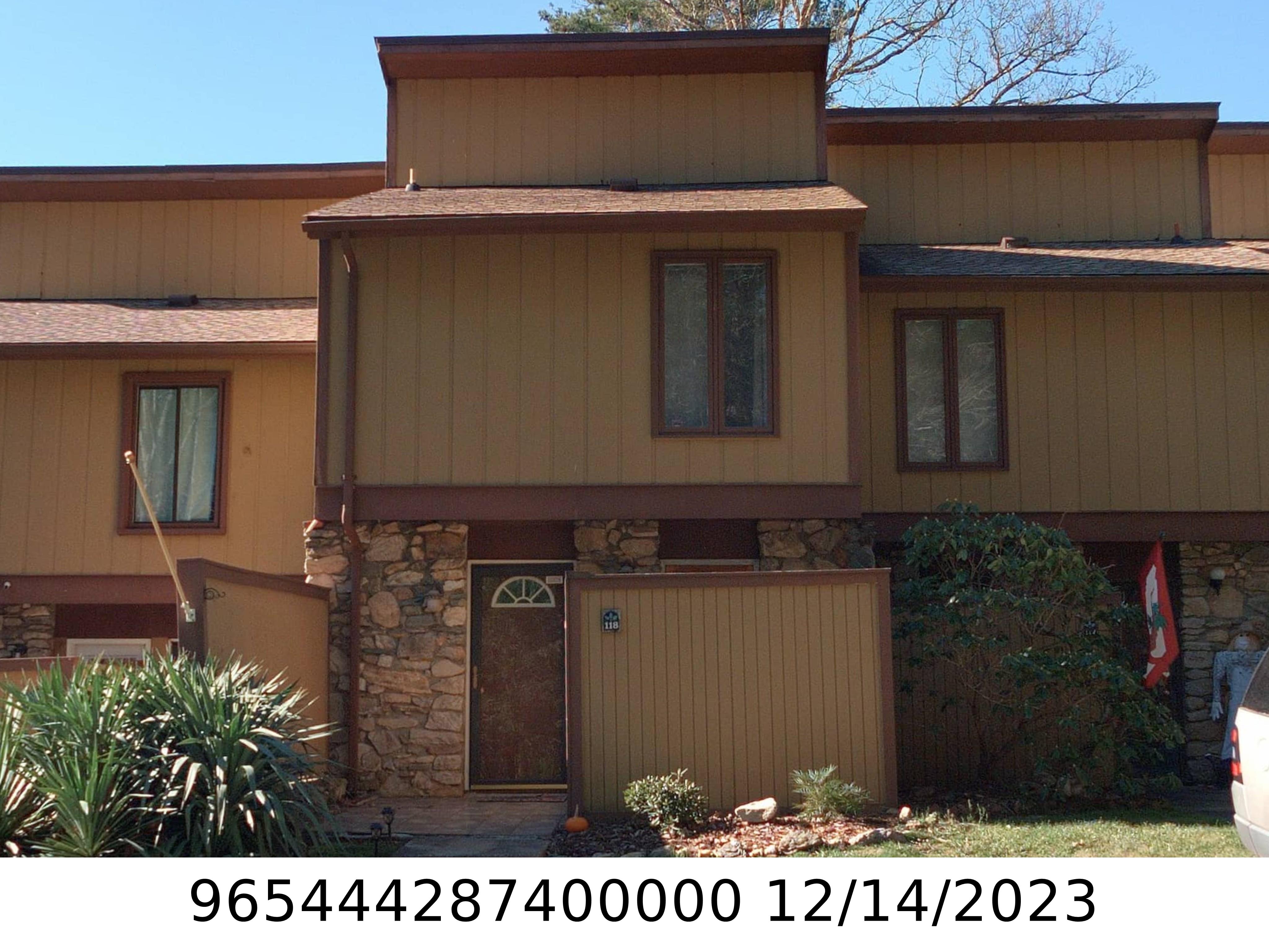 A picture of the property located at 118 COLONY DR, ARDEN NC 28704.