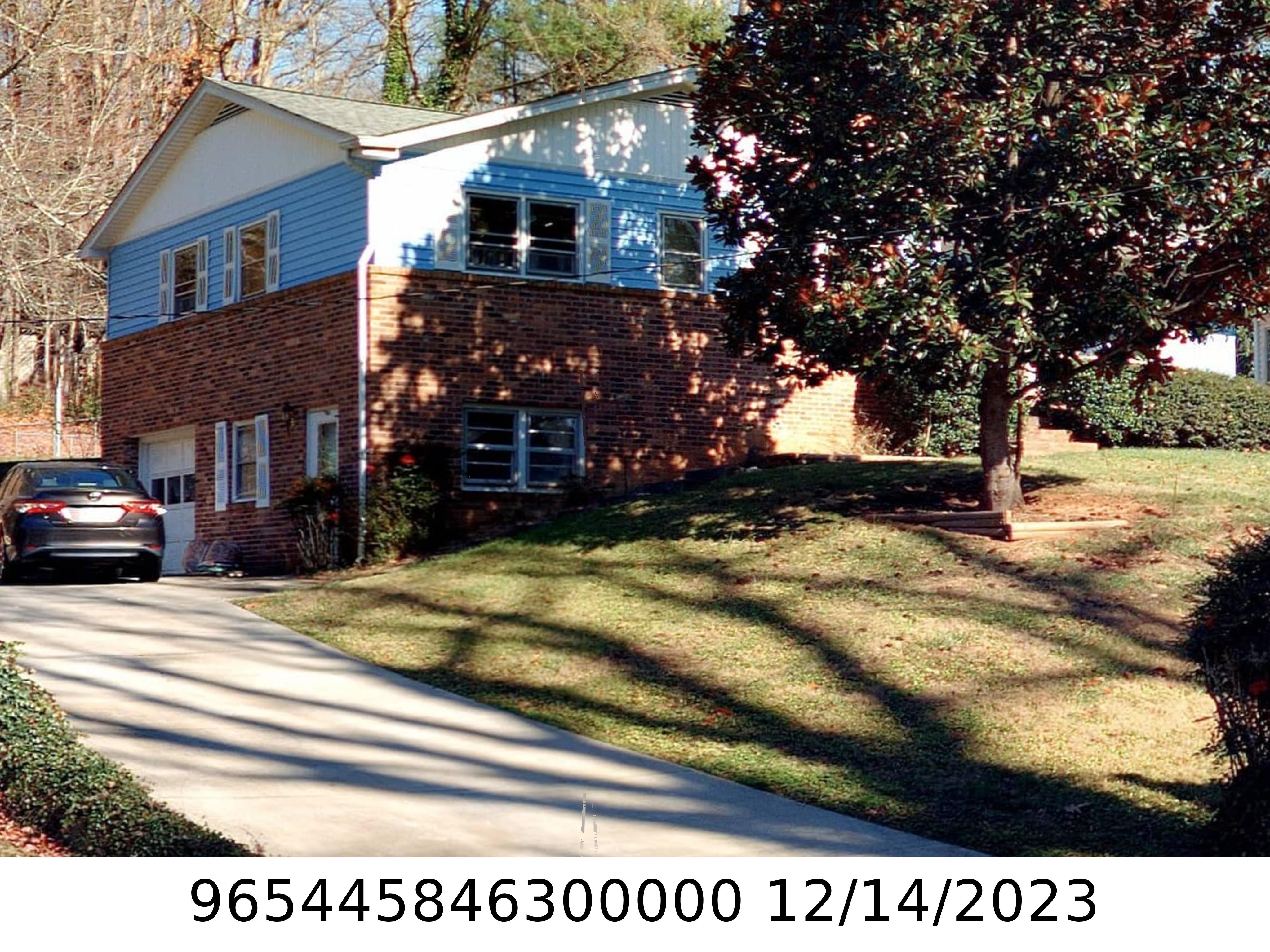 A picture of the property located at 323 CEDAR LN, ARDEN NC 28704.